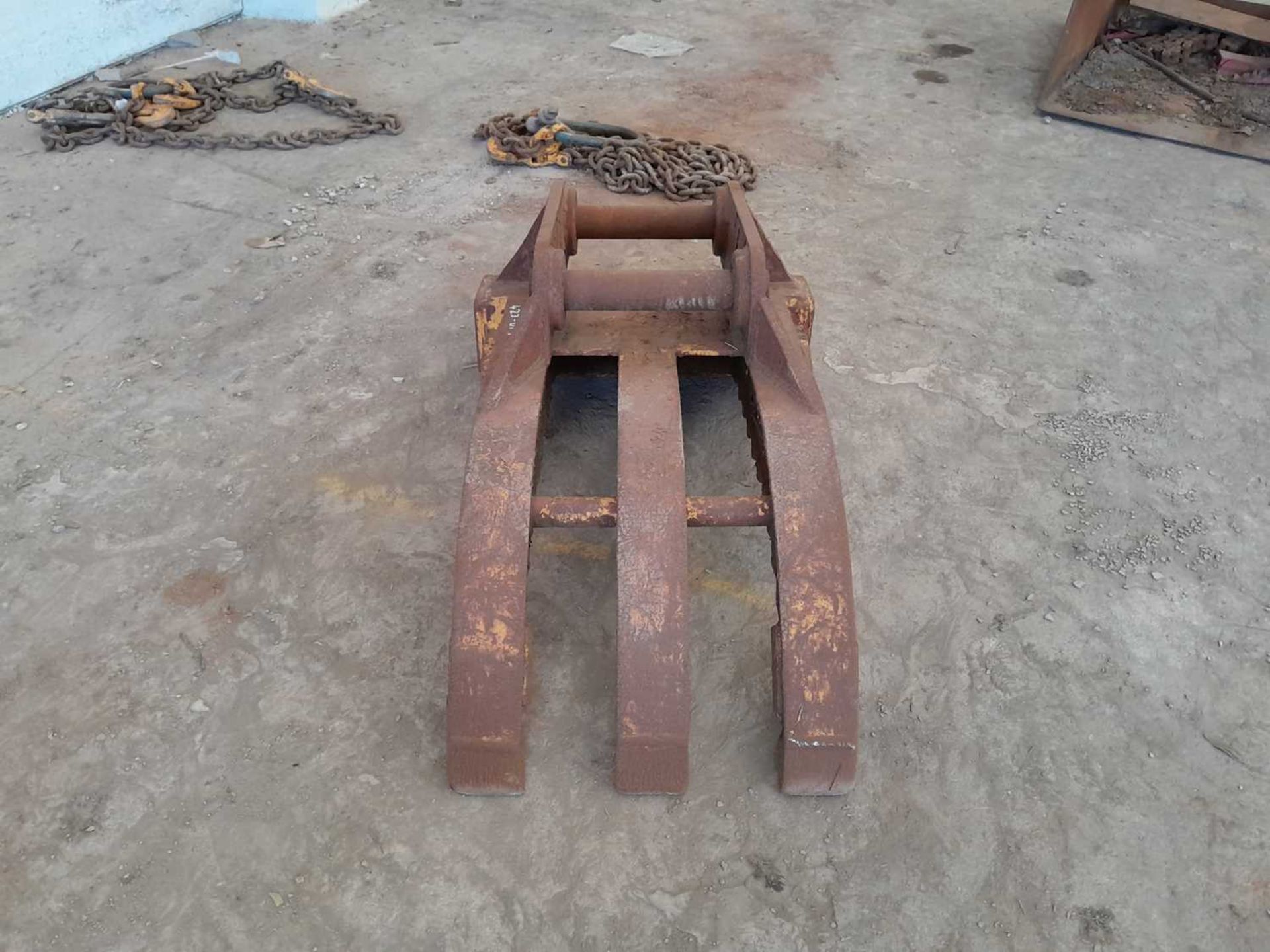 24" 3 Finger Grab 70mm Pin to suit 14-16 Ton Excavator (Pin Centres 48cm, Dipper Width 31cm) - Image 5 of 6