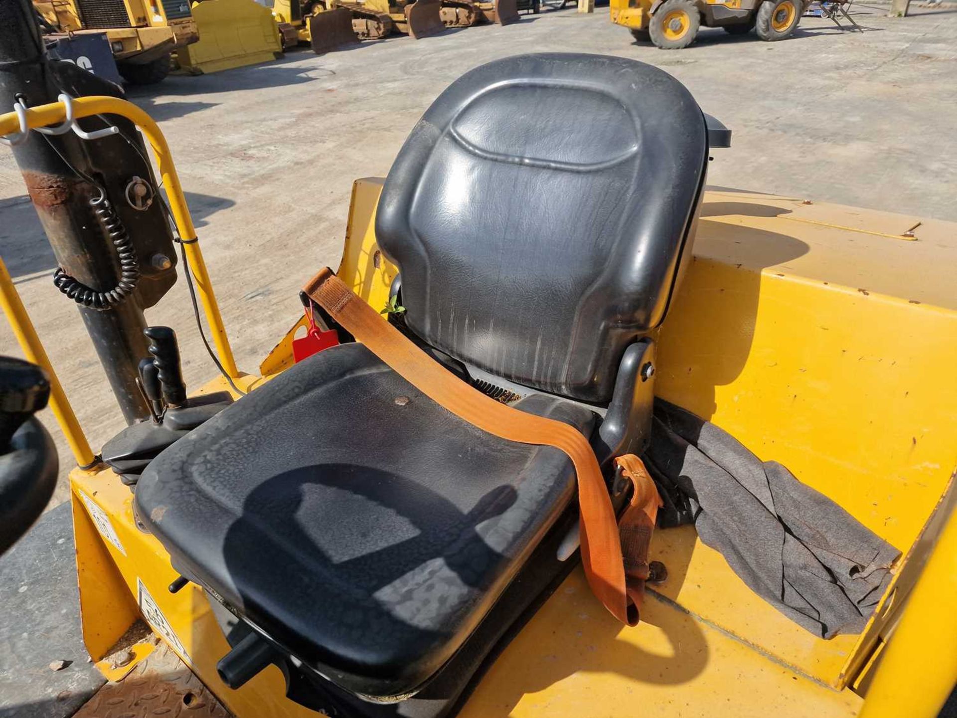 JCB 6TST 6 Ton Swivel Skip Dumper, Folding Roll Bar - Image 19 of 46