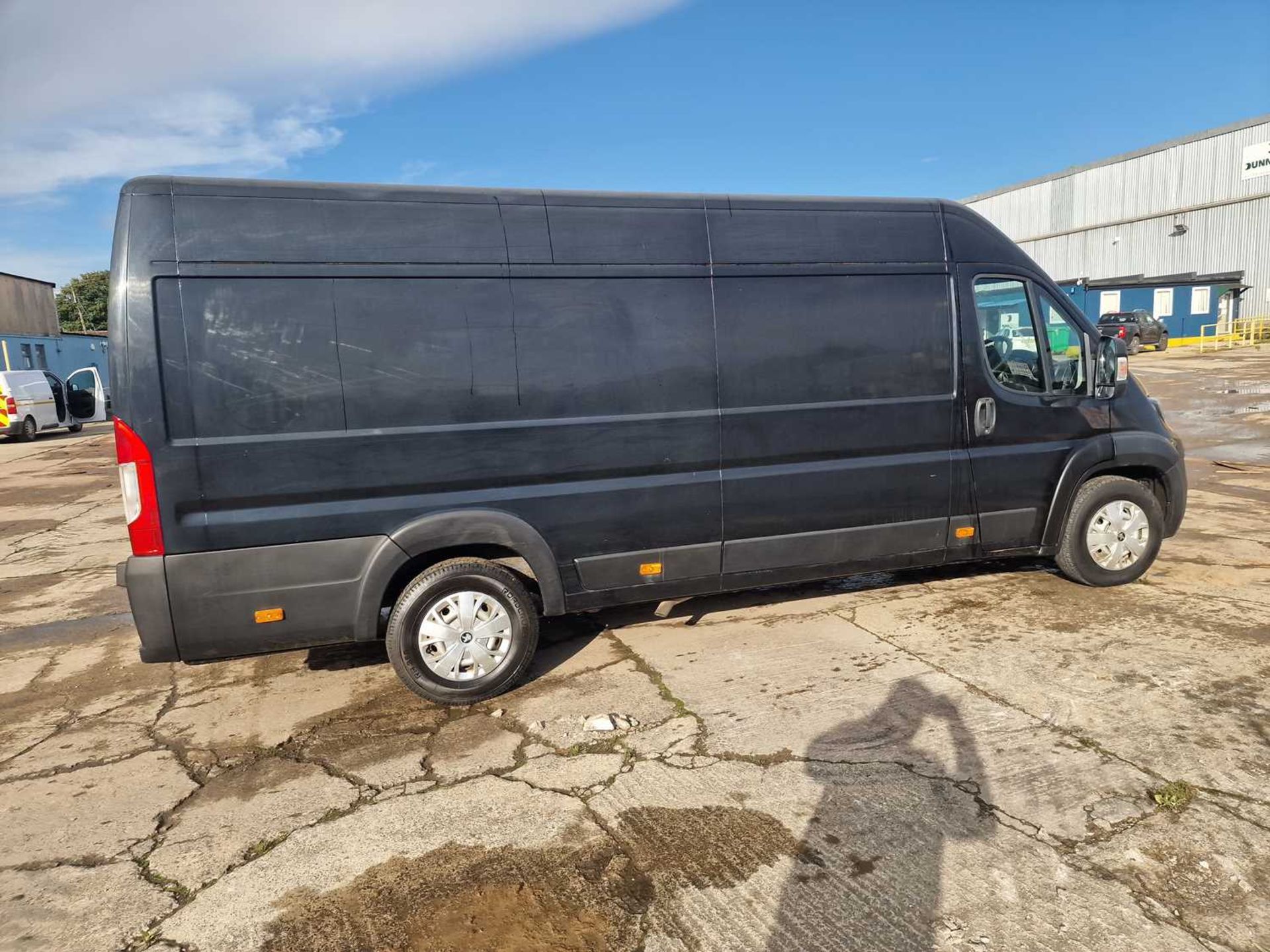 Peugeot Boxer 6 Speed Van, Side Door, Cruise Control, Bluetooth, A/C (Reg. Docs. Available, Tested 1 - Image 6 of 24