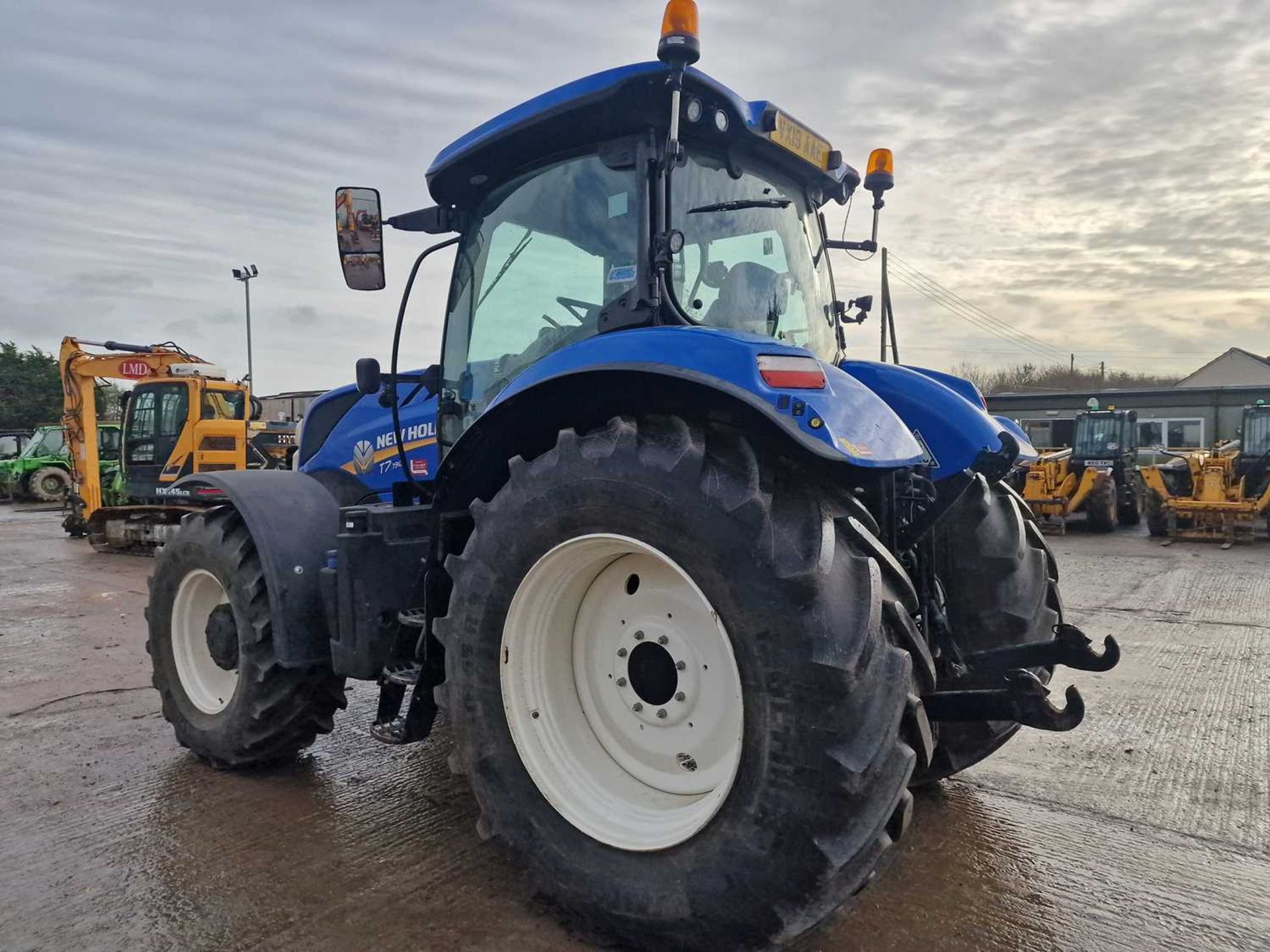 2019 New Holland T7.190 4WD Tractor, Front Suspension, Cab Suspension, Air Brakes, 4 Spool Valves, P - Image 3 of 27