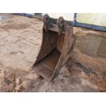 24" Digging Bucket 65mm Pin to suit 13 Ton Excavator