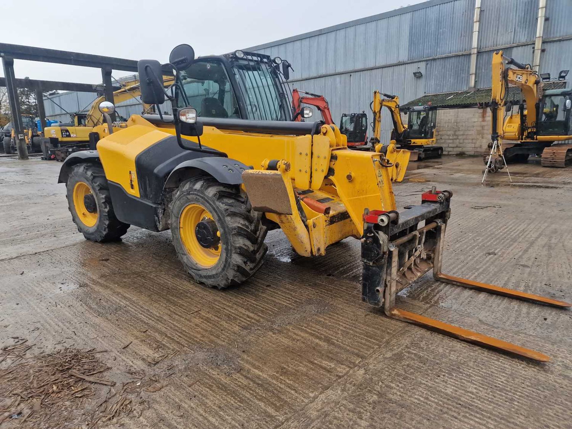 2016 JCB 535-125 Hi Viz Turbo Powershift Telehandler, Reverse Camera, WLI, A/C (EPA Compliant) - Image 31 of 48