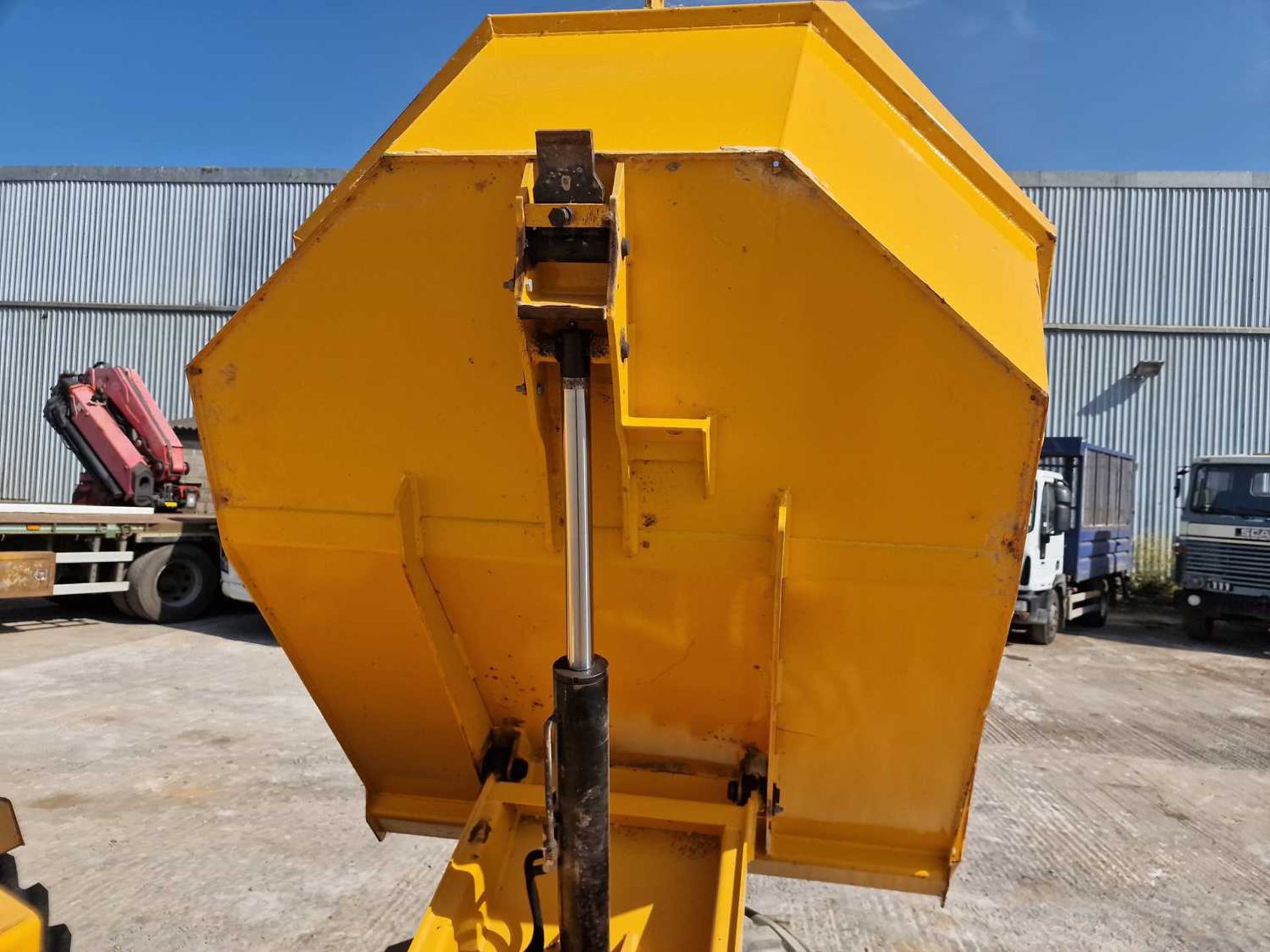 2019 Thwaites 3 Ton Swivel Skip Dumper, Roll Bar - Image 9 of 48