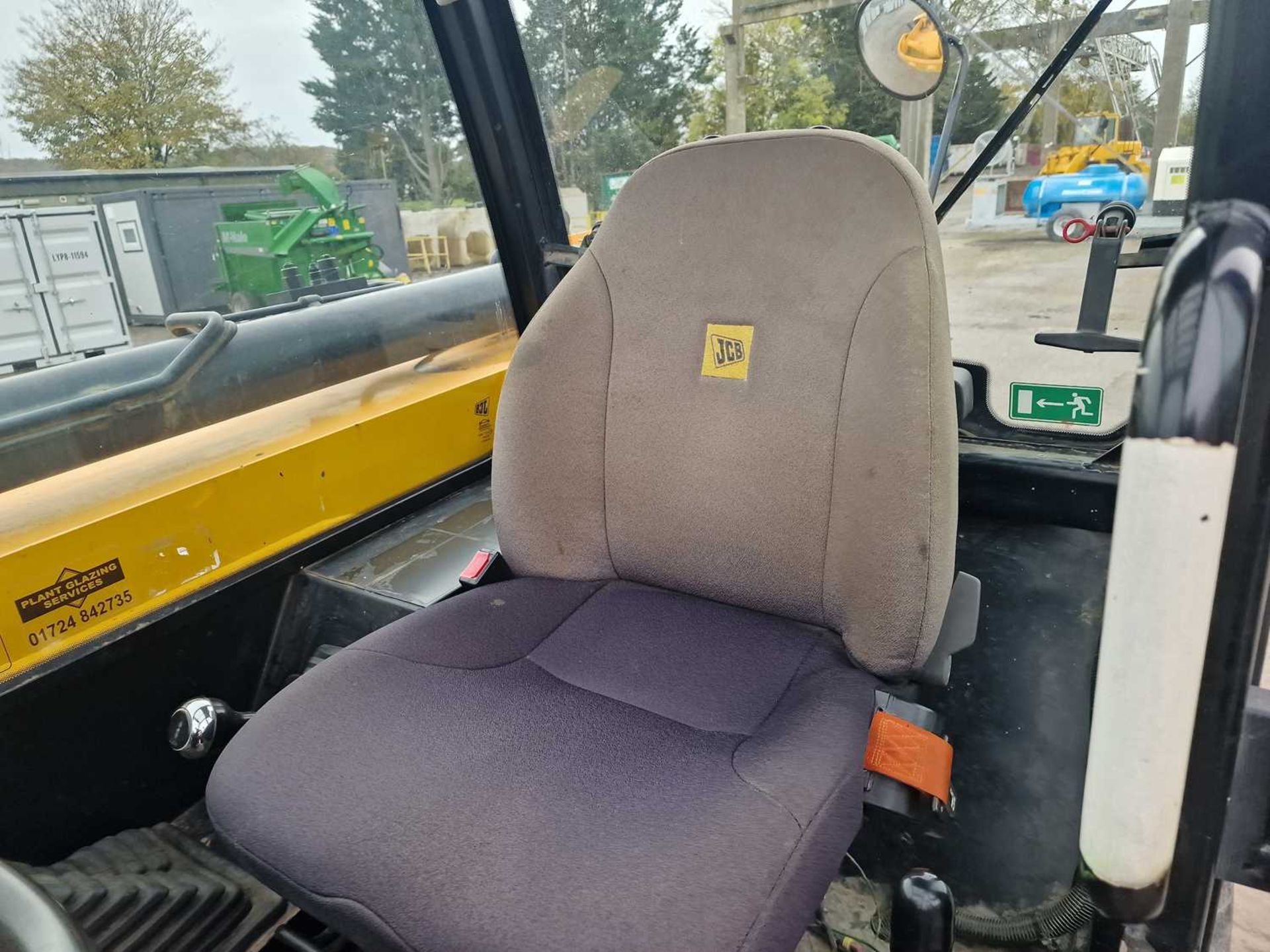 2015 JCB 535-95 Turbo Powershift Telehandler, Reverse Camera, WLI, Forks (EPA Compliant) - Image 18 of 24