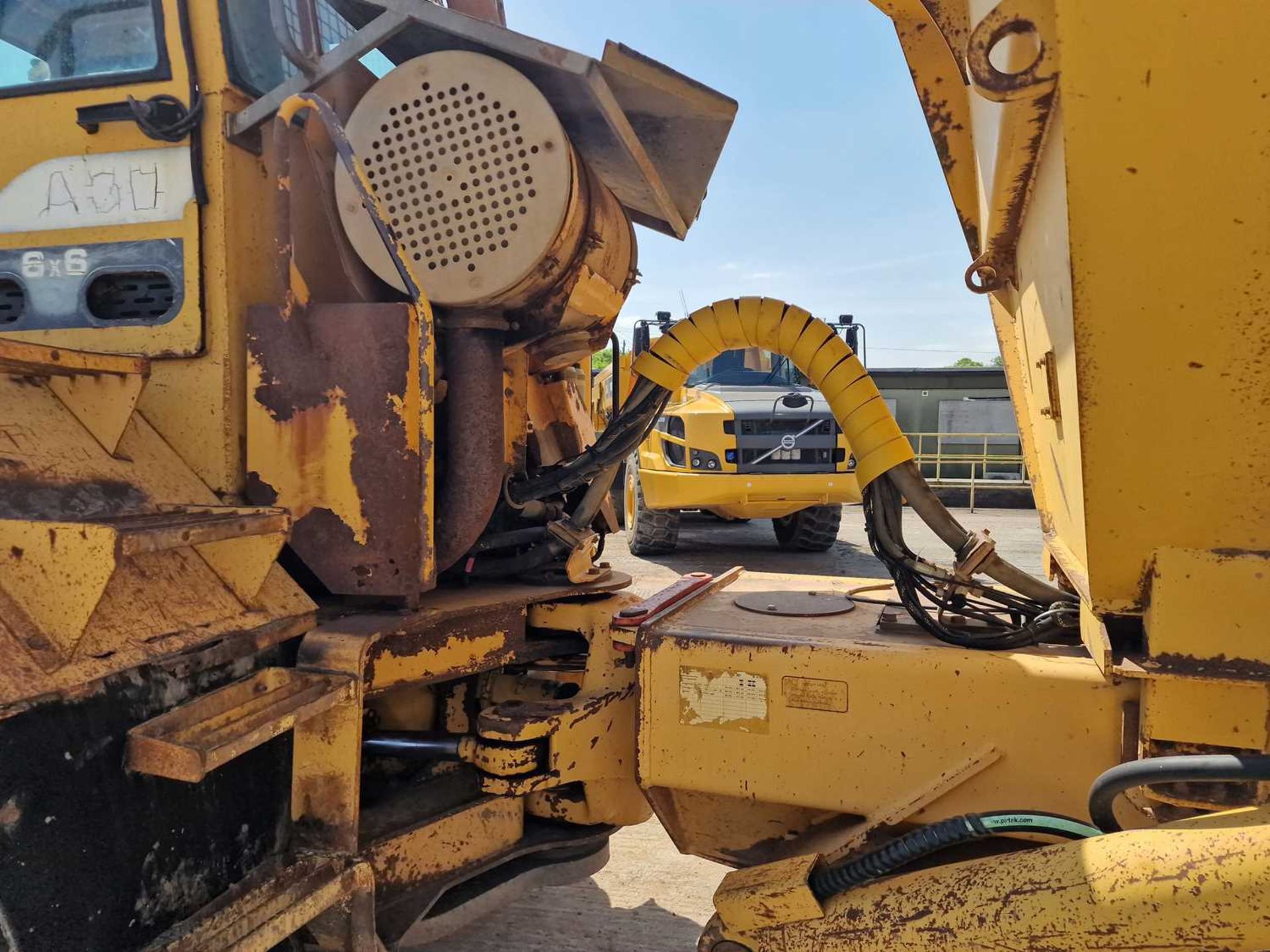Volvo A30 6x6 Articulated Dumptruck, Reverse Camera - Image 17 of 35