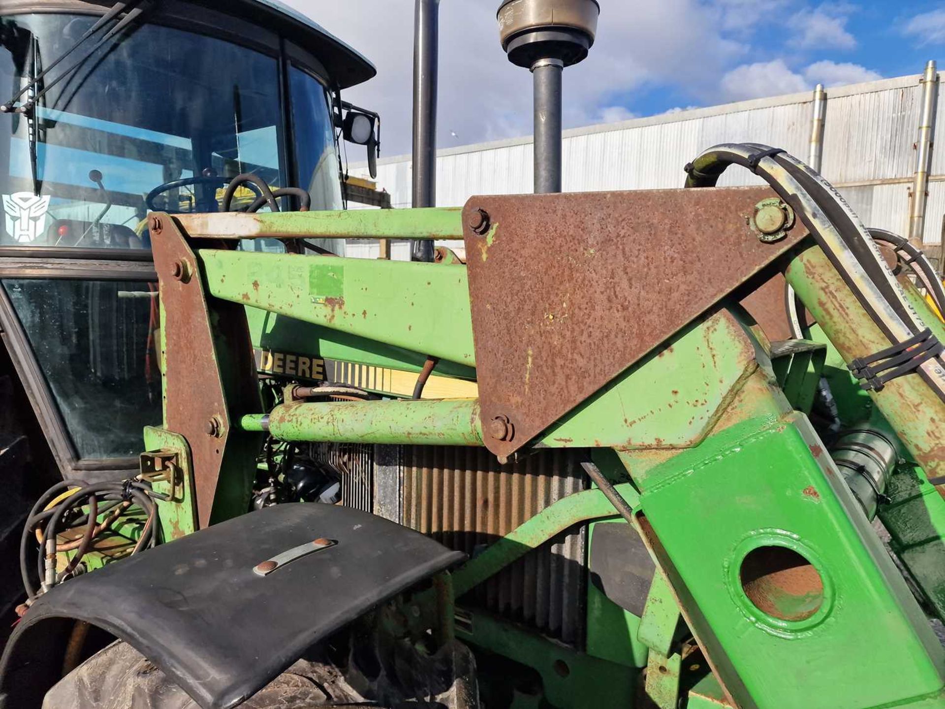 1989 John Deere 2850 4WD Tractor, Loader, 2 Spool Valves, Push Out Hitch (Reg. Docs. Available) - Image 10 of 52