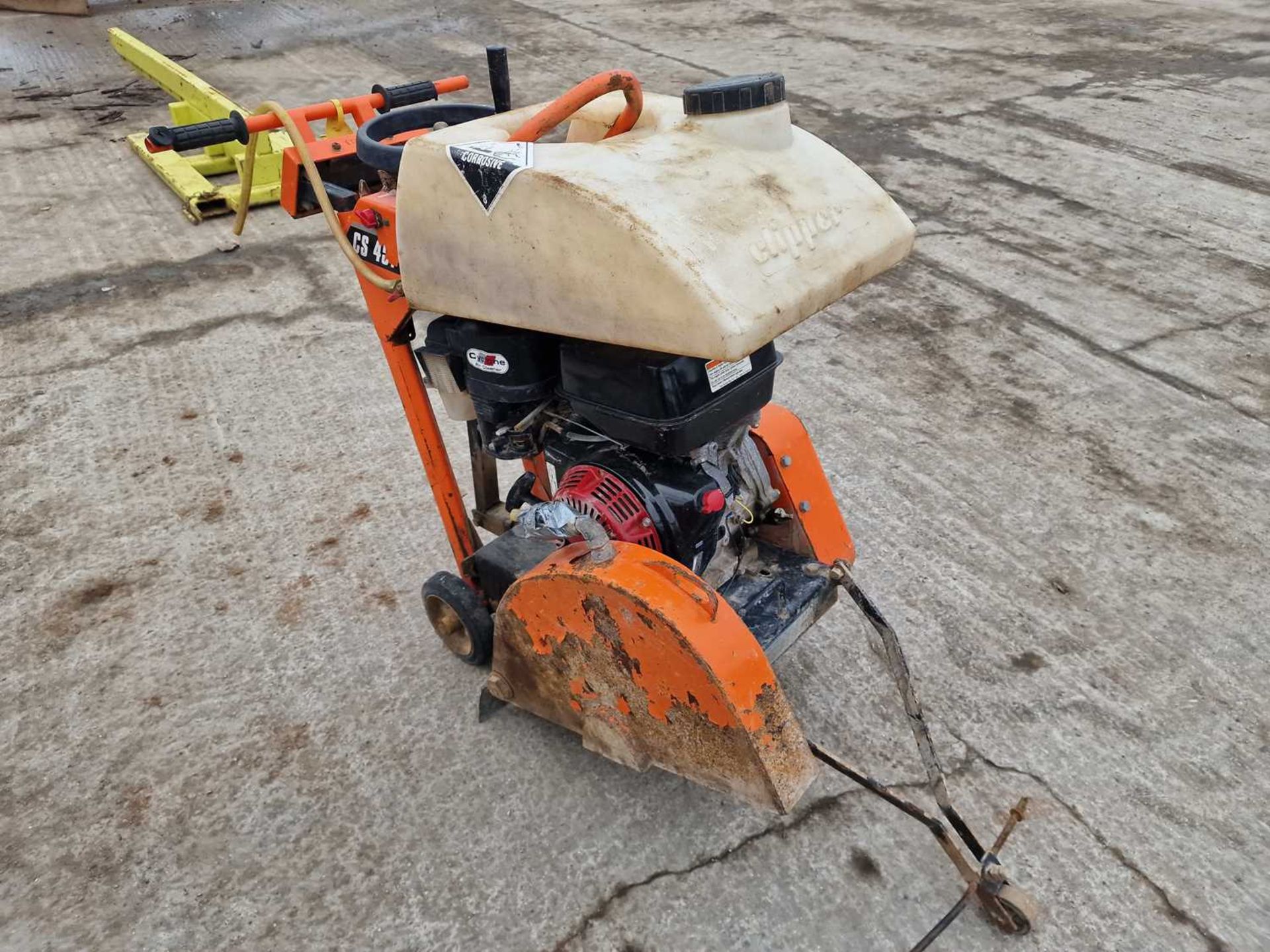 Clipper CS450 Petrol Road Saw, Honda Engine - Image 4 of 9