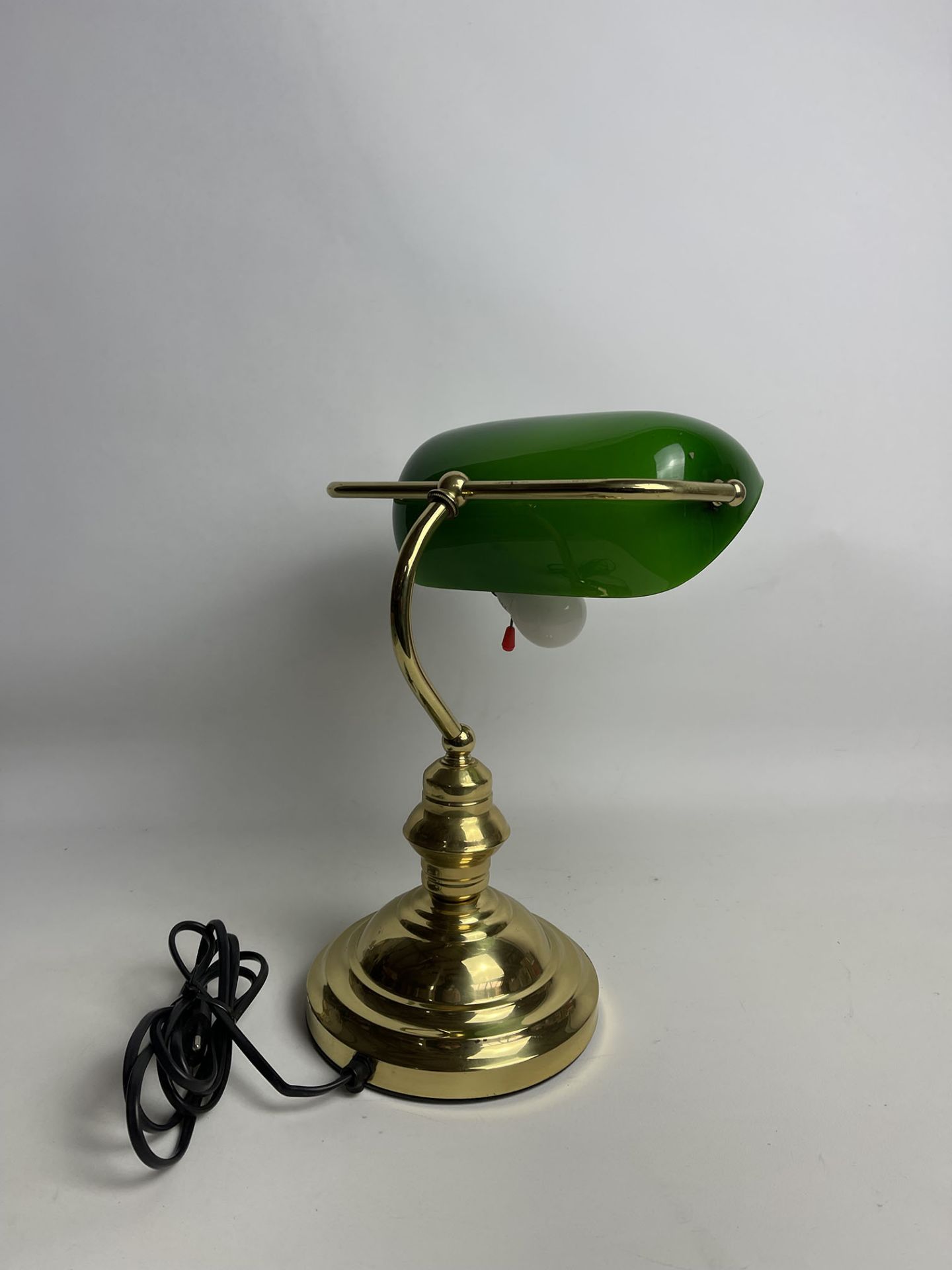 Vintage American Desk Lamp with Green Lamp Shade - Image 4 of 9