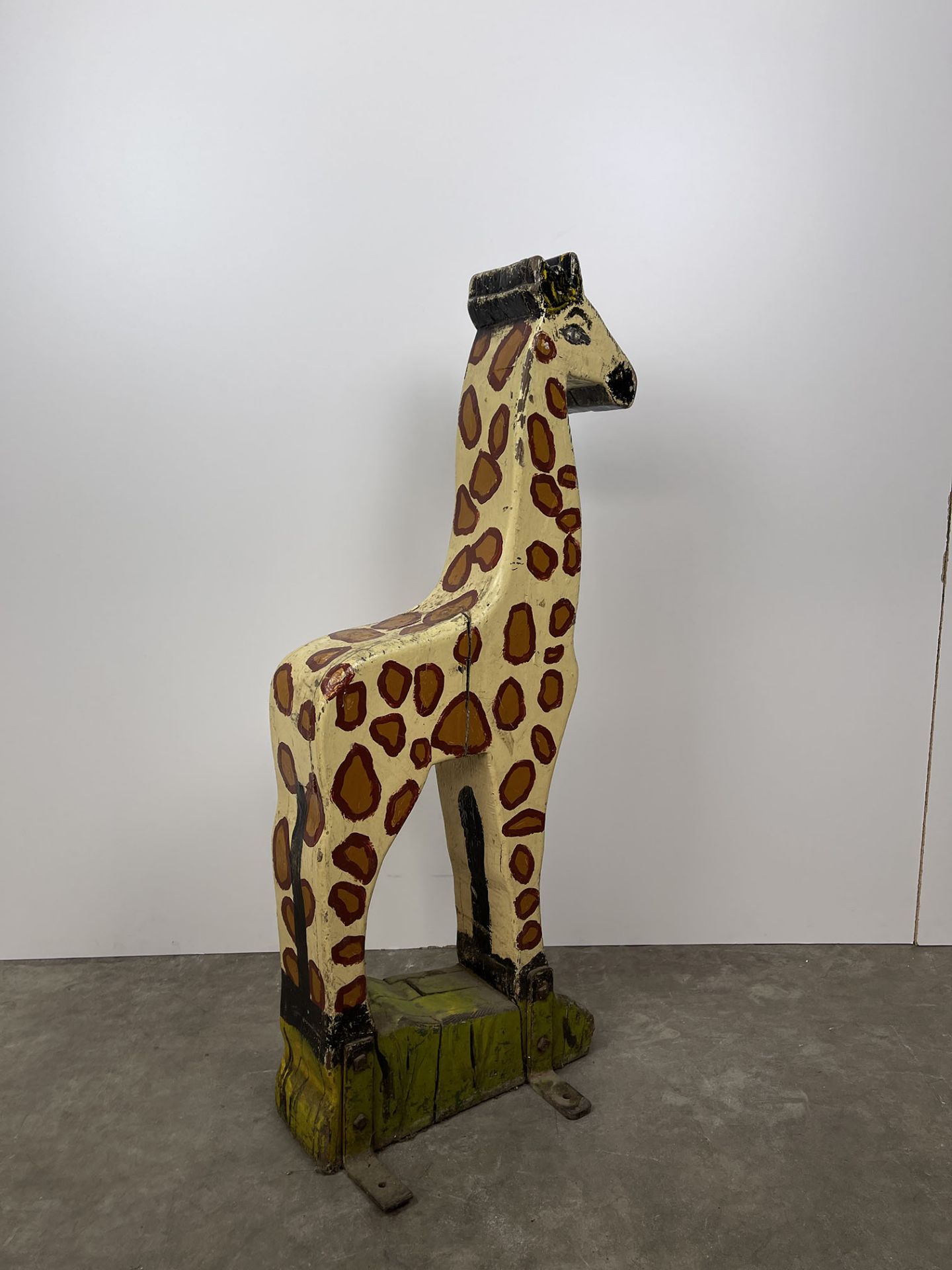 Antique Children's Giraffe Caroulsel Ride - Image 5 of 8