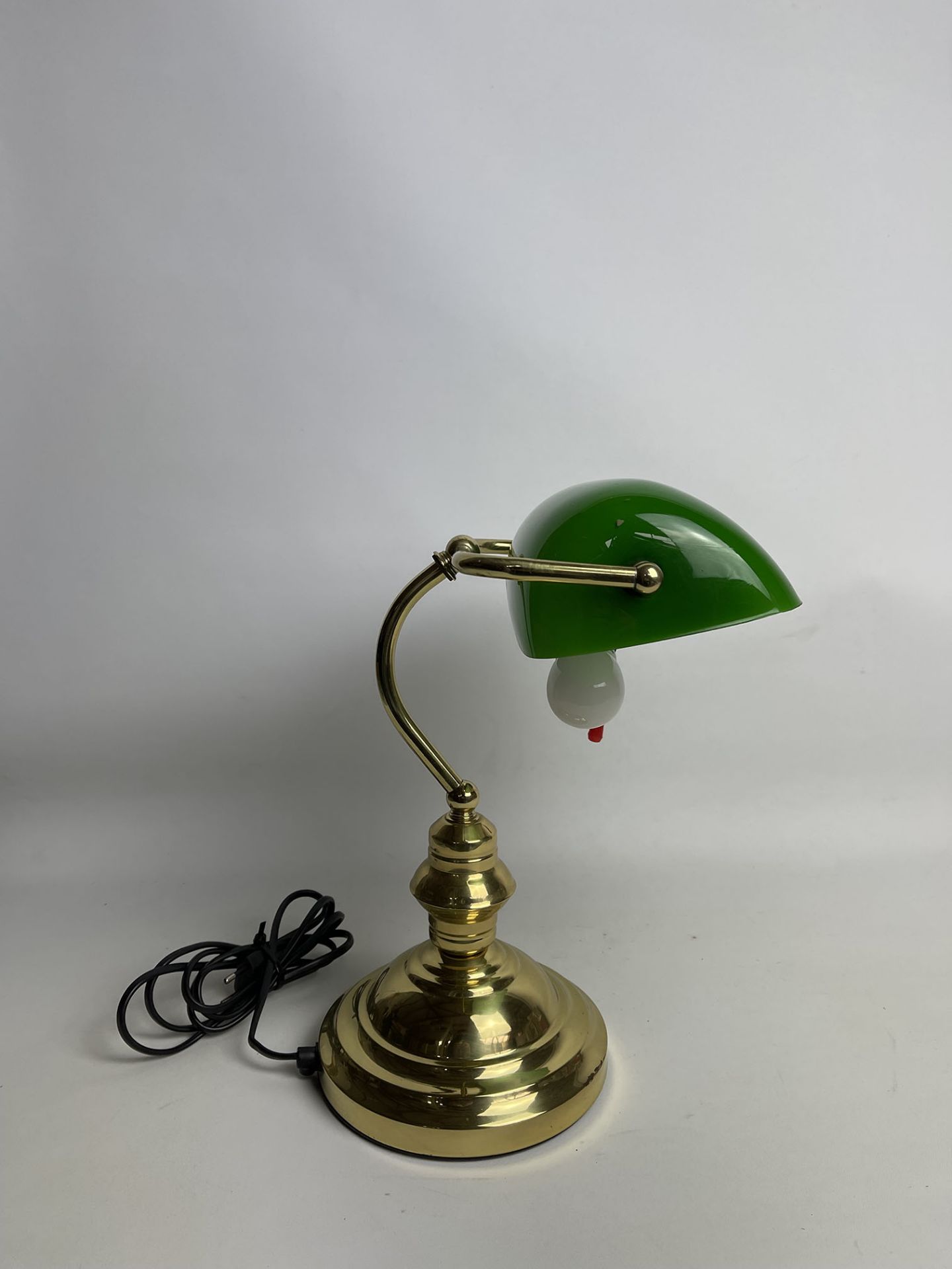 Vintage American Desk Lamp with Green Lamp Shade - Image 3 of 9