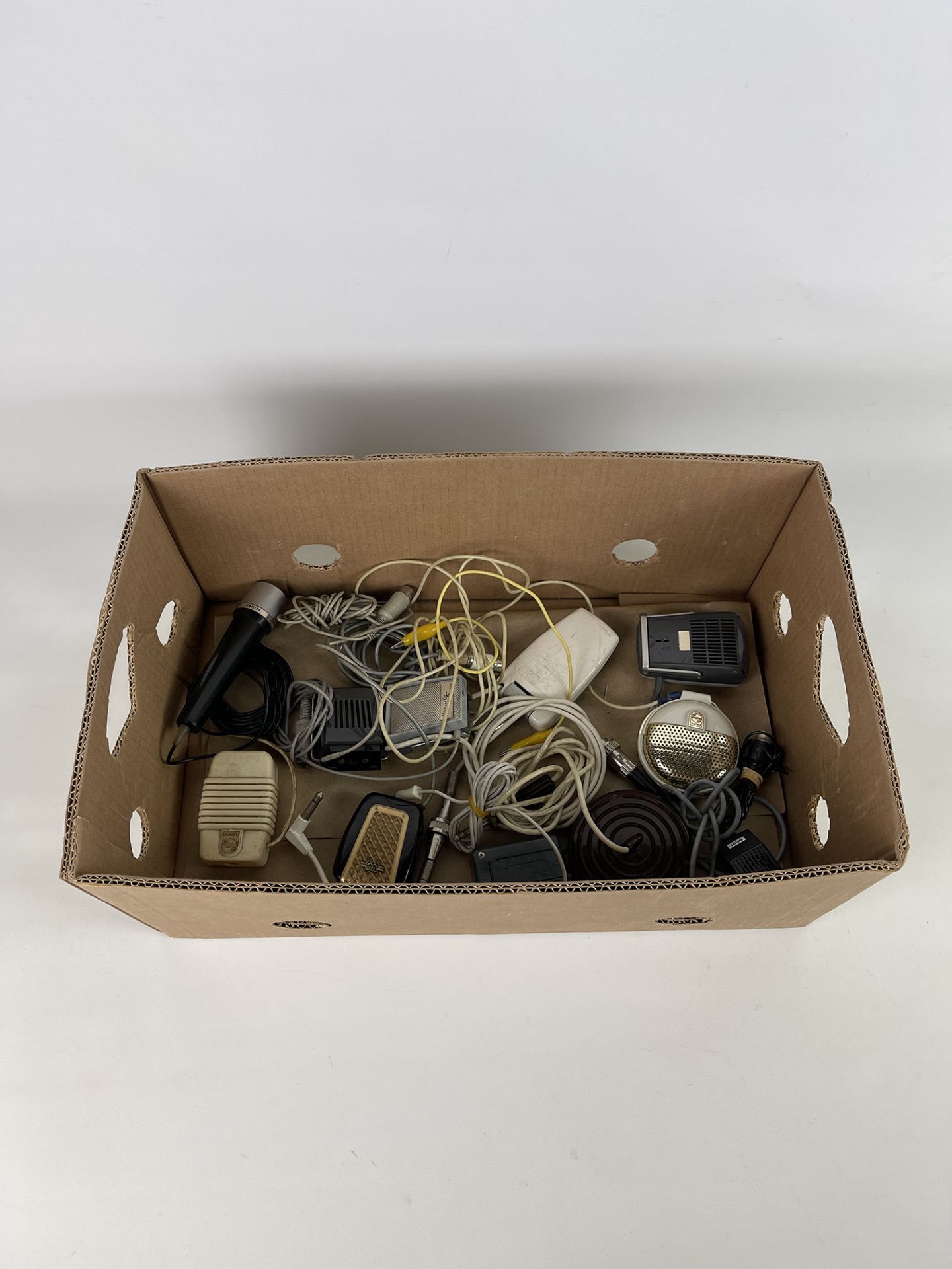 A Lot of 11 Vintage Microphones - Philips, Labor W, Körting - Image 3 of 4