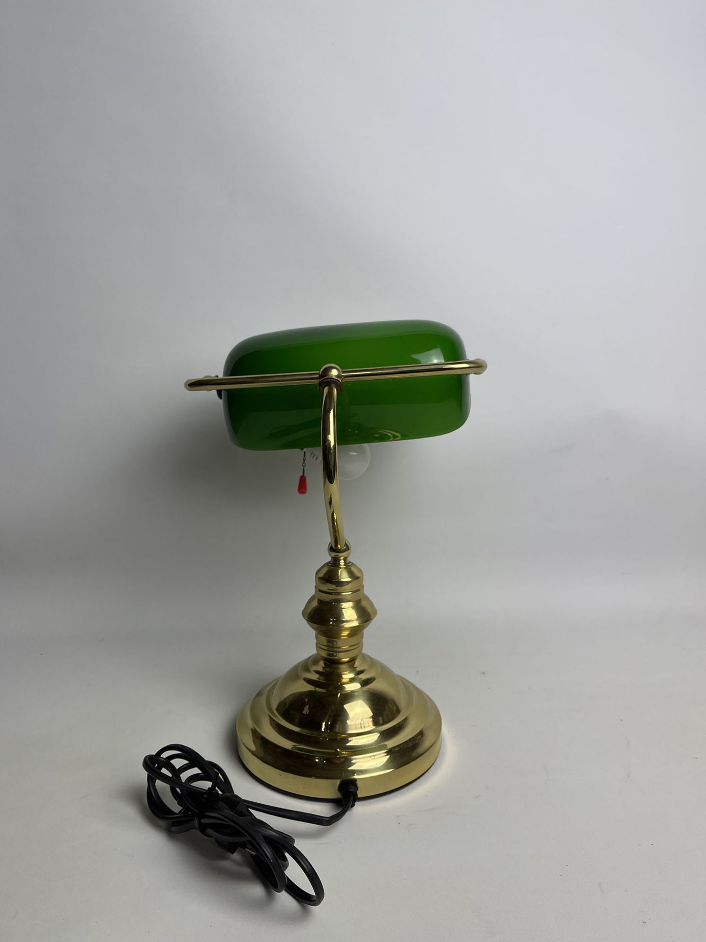 Vintage American Desk Lamp with Green Lamp Shade - Image 5 of 9