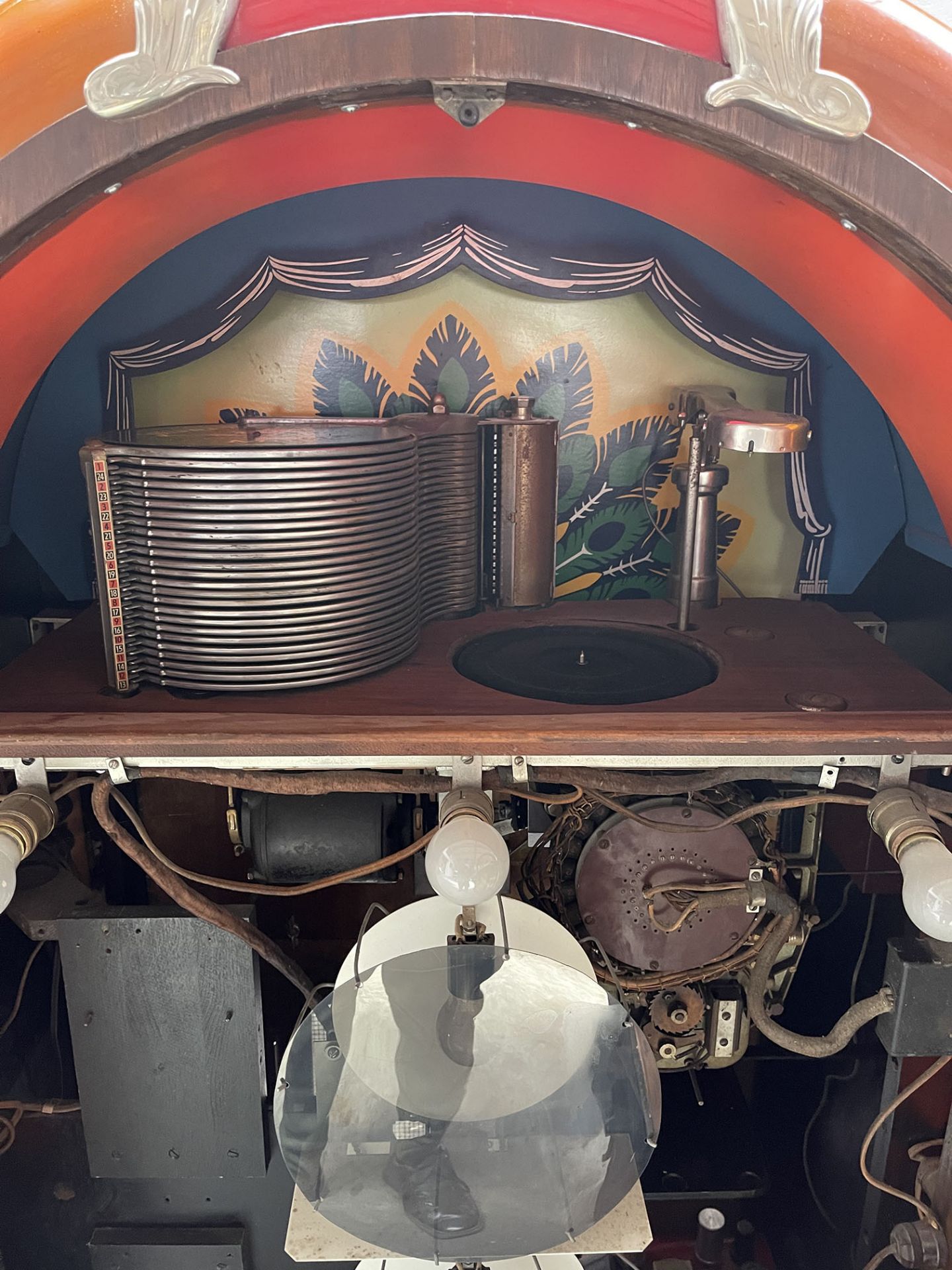 Wurlitzer Model 850 Peacock Jukebox - Image 13 of 15