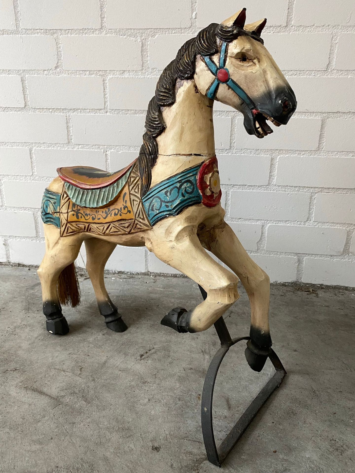 Set of 2 Small Wooden Horses - Image 2 of 11