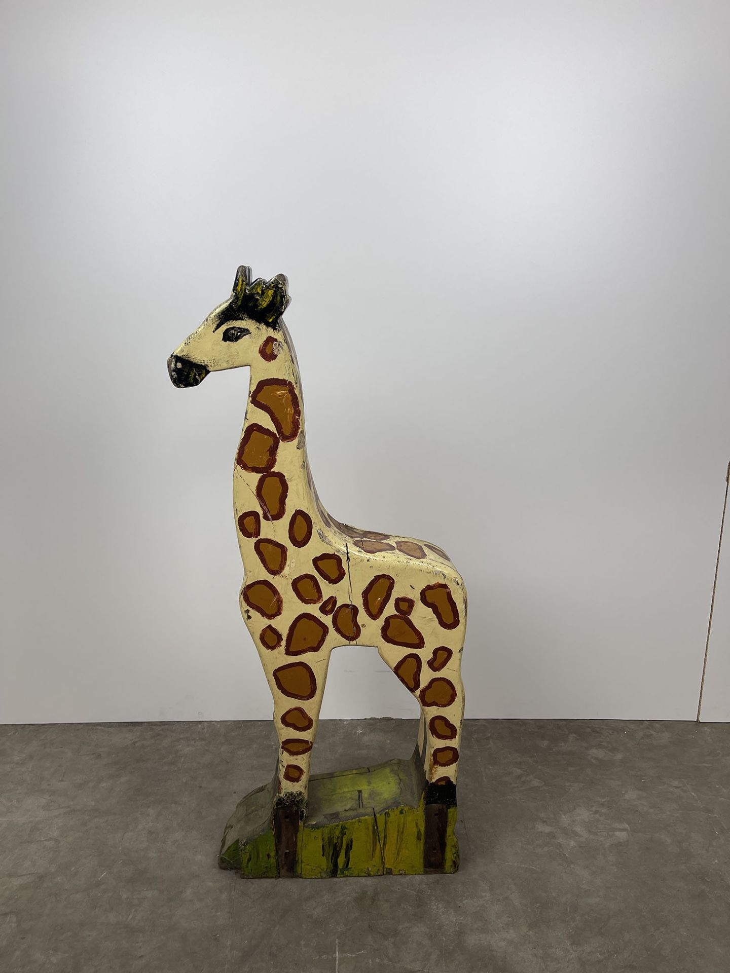 Antique Children's Giraffe Caroulsel Ride - Image 8 of 8