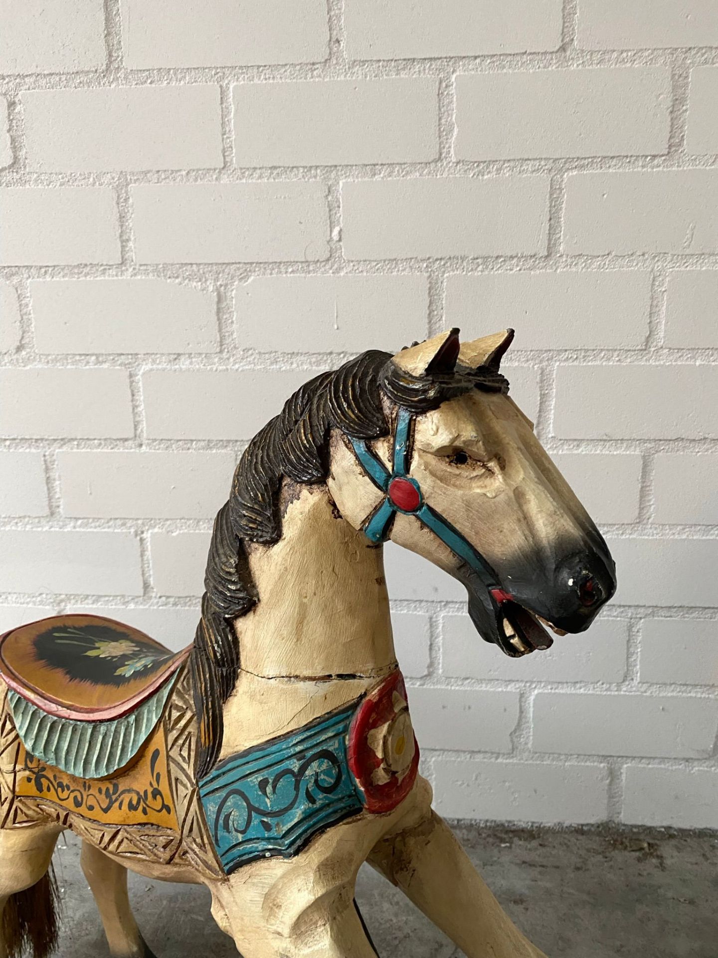 Set of 2 Small Wooden Horses - Image 5 of 11