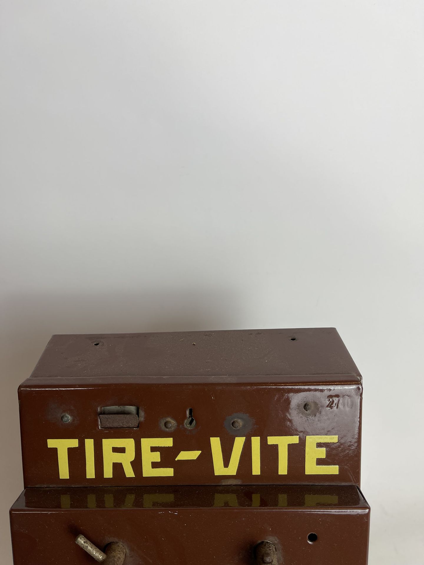 Tire-Vite French Coin-Op Arcade Game ca. 1935 - Image 9 of 10