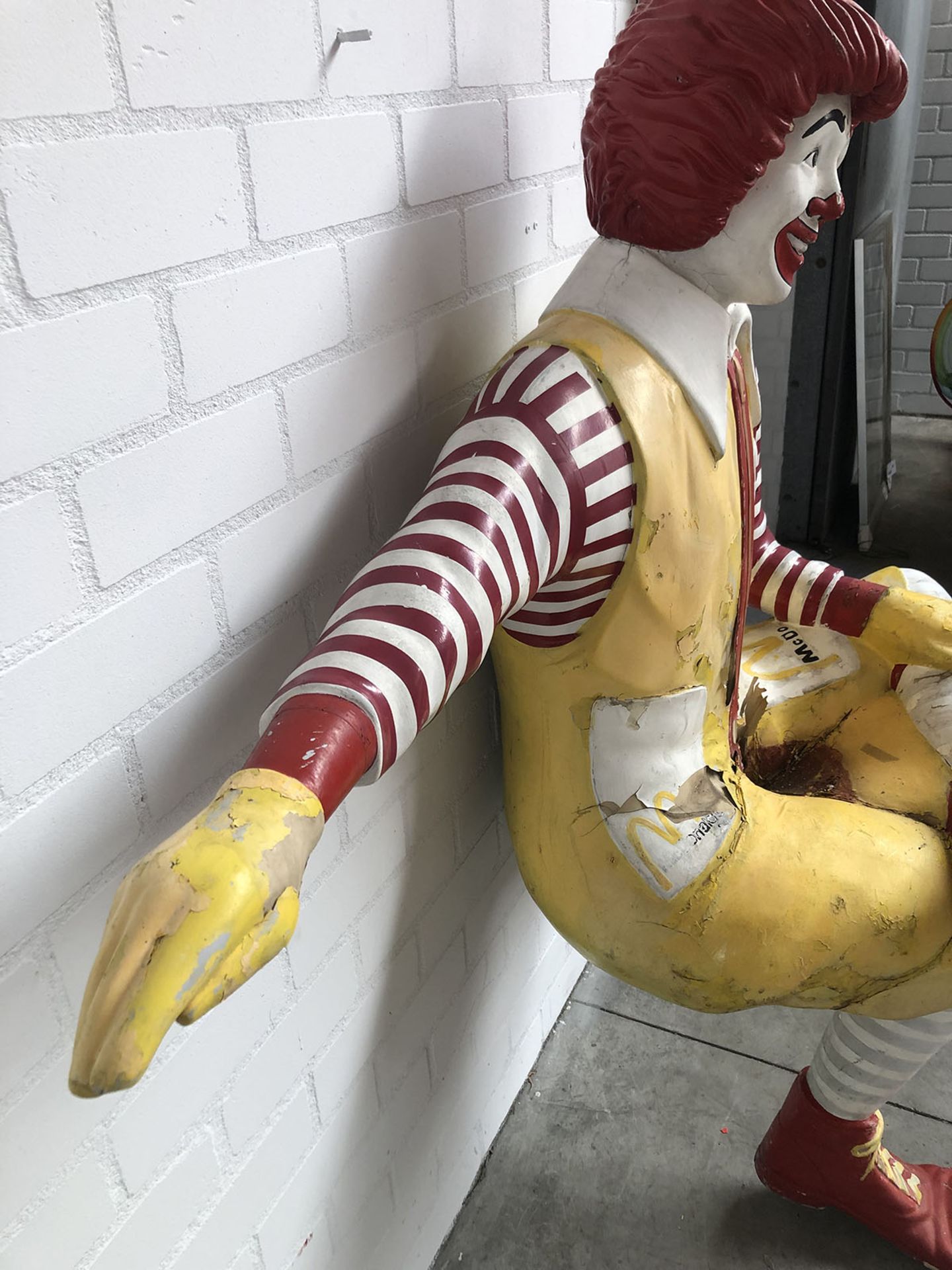 Original Lifesize Seated Ronald McDonald Clown Statue - Image 9 of 10