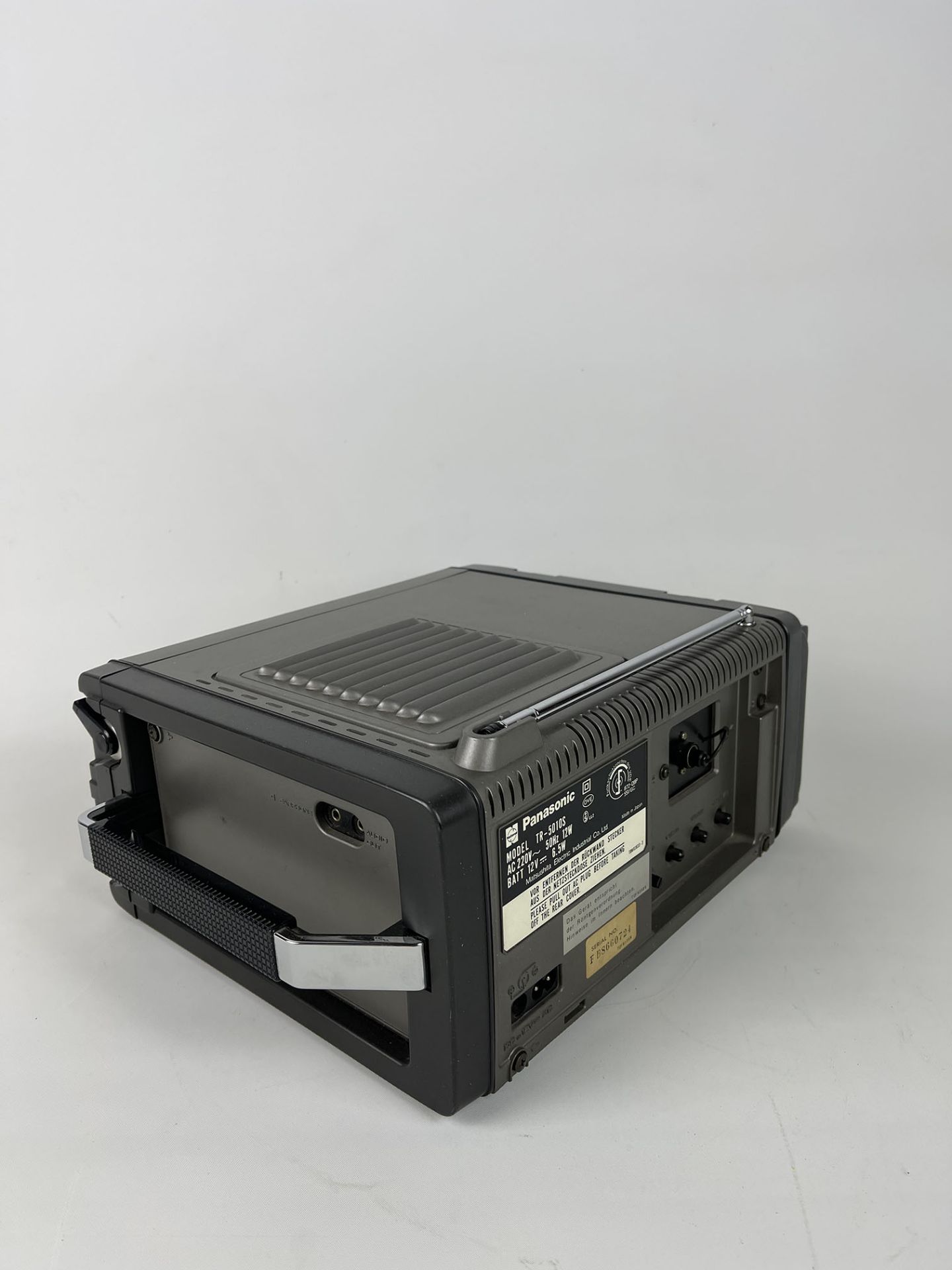 Panasonic TR-5010S Portable B&W TV & Radio, ca. 1978, Japan - Image 4 of 15