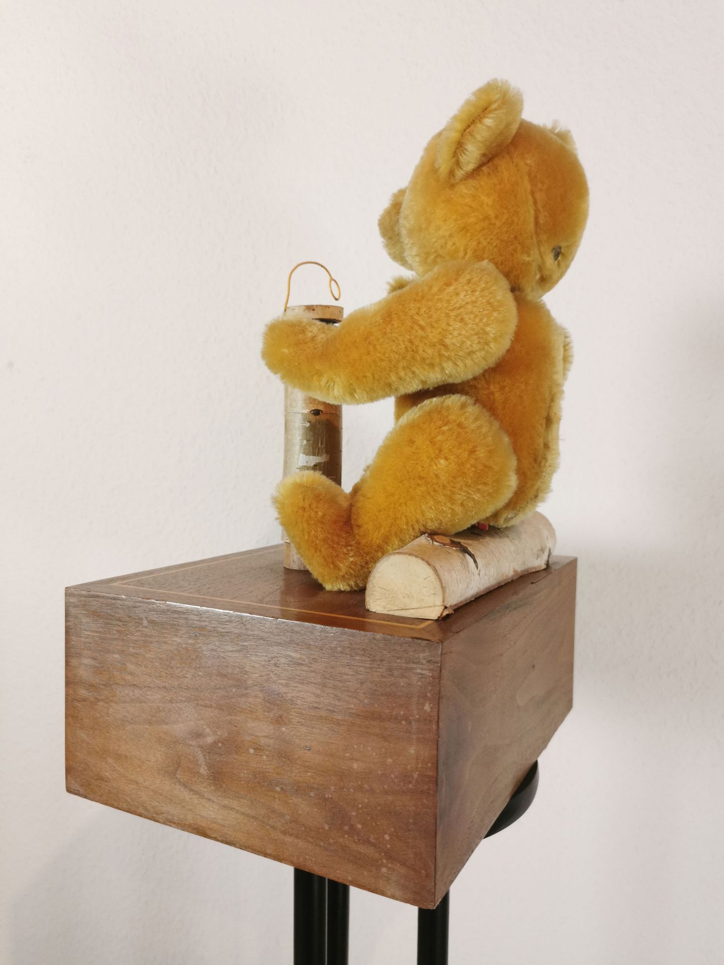 Bubble Blowing Teddy Bear Automaton Made by Werner Tschudin  - Bild 5 aus 6
