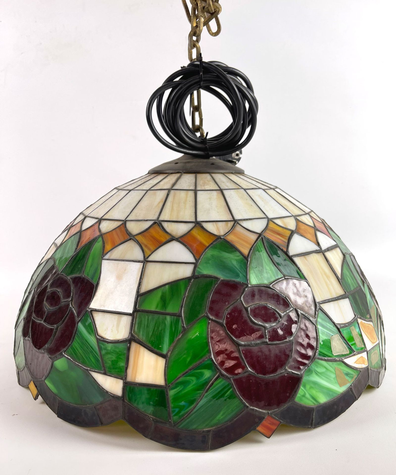 Tiffany Style Hanging Ceiling Lamp with Rose Motif - Image 2 of 4