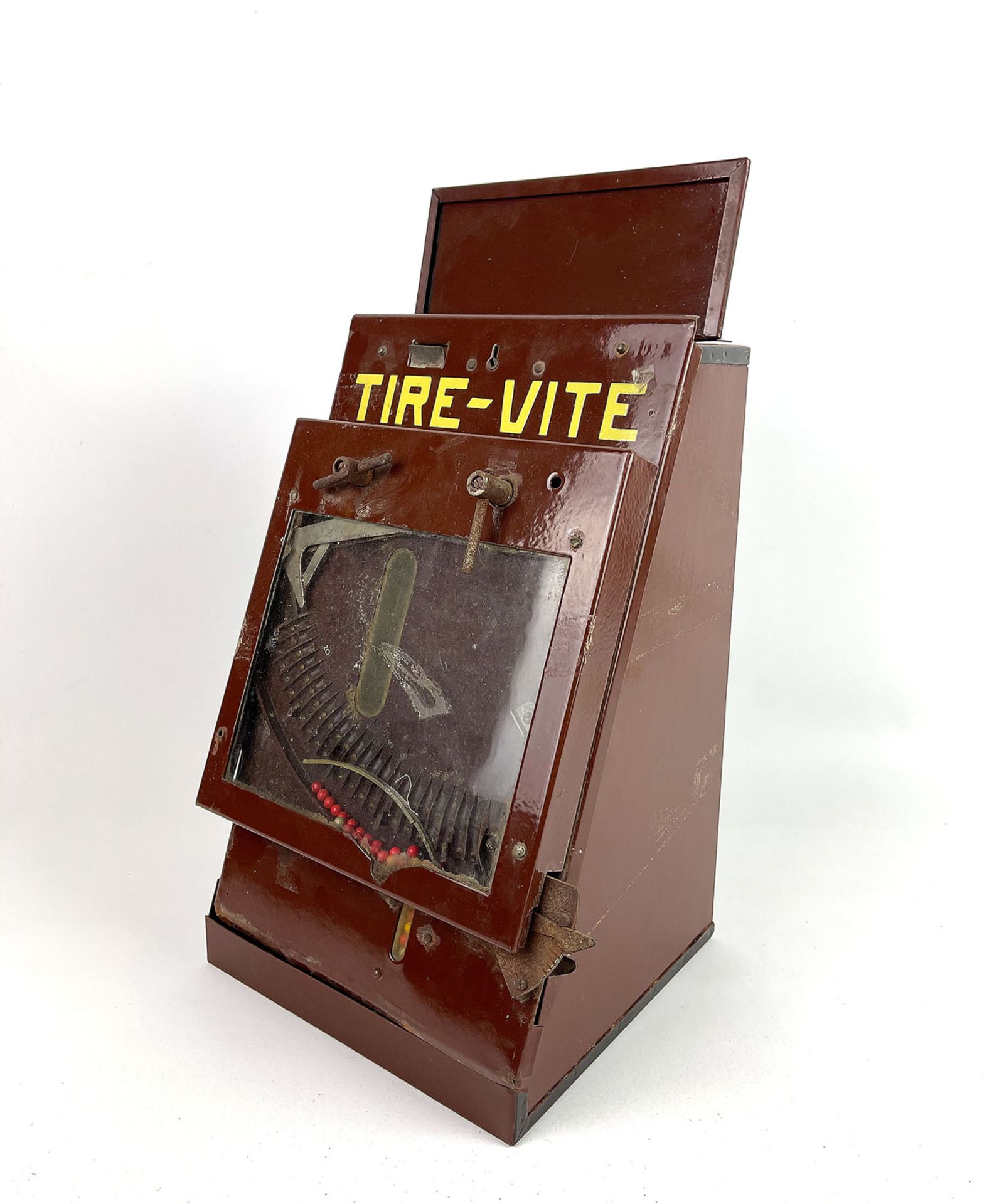 Tire-Vite French Coin-Op Arcade Game ca. 1935