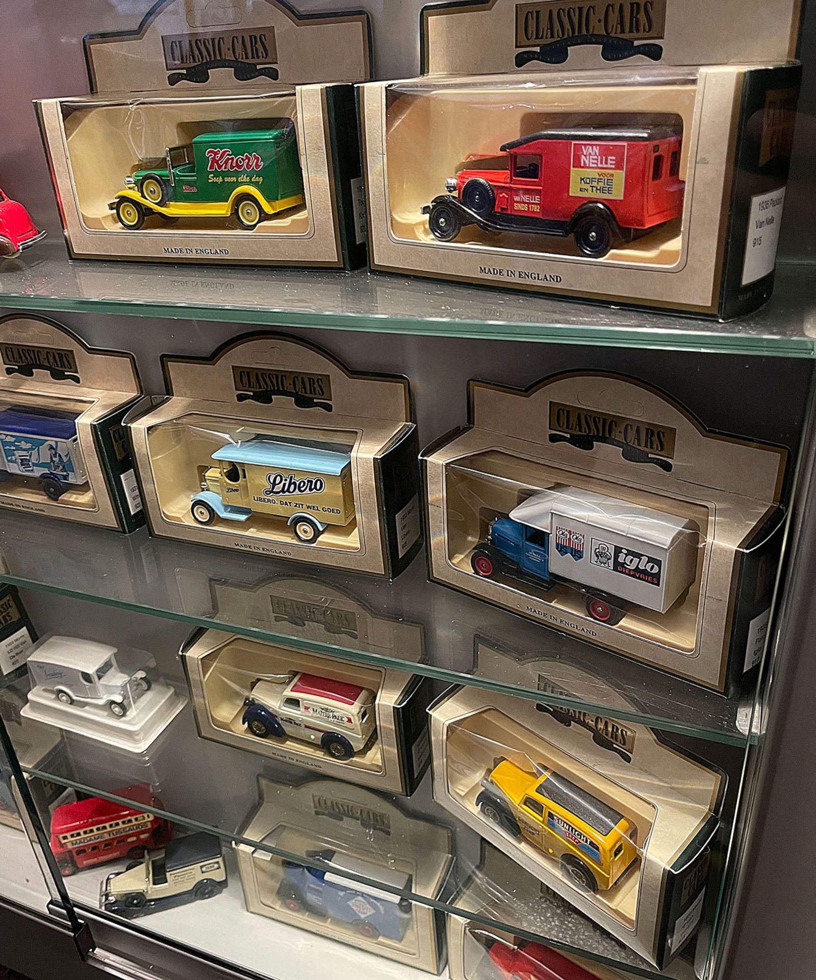 Showcase with 42 various miniature cars - Image 8 of 16