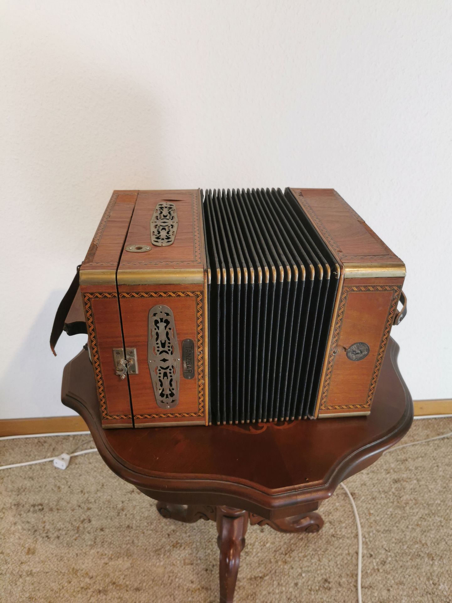 Tanzbär 30-Note Music Roll Operated Concertina ca. 1910  - Image 2 of 9