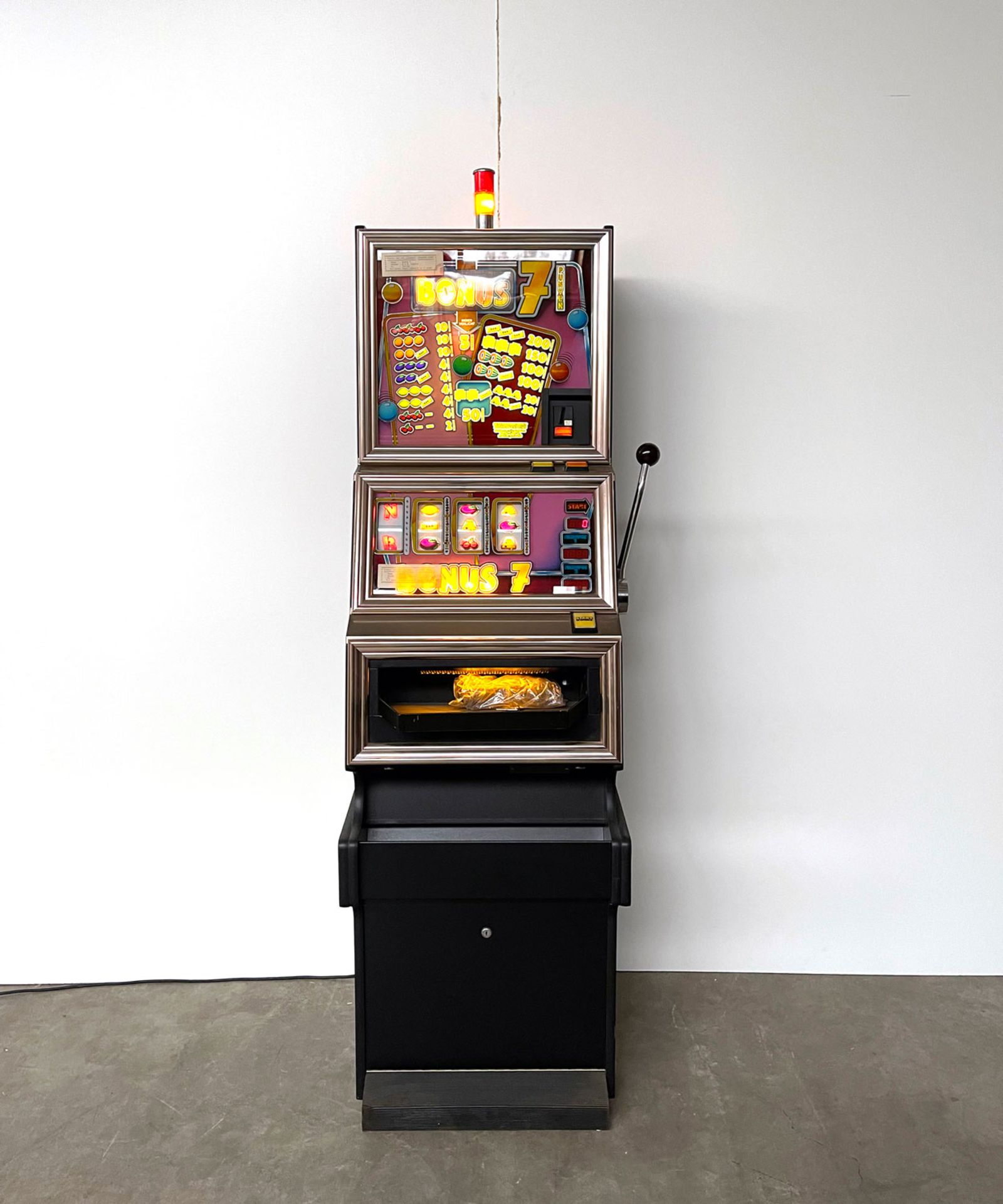 Dutch Bonus 7 Slot Machine