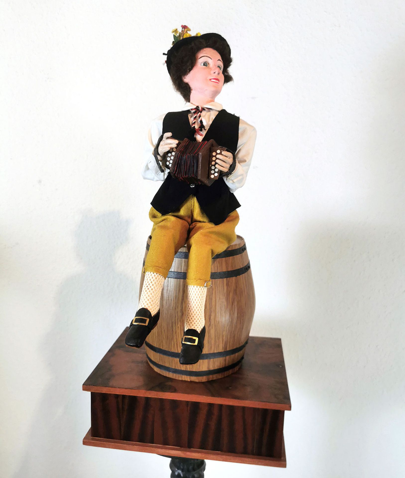 Swiss Concertina Player Automaton by Werner Tschudin  - Bild 2 aus 7