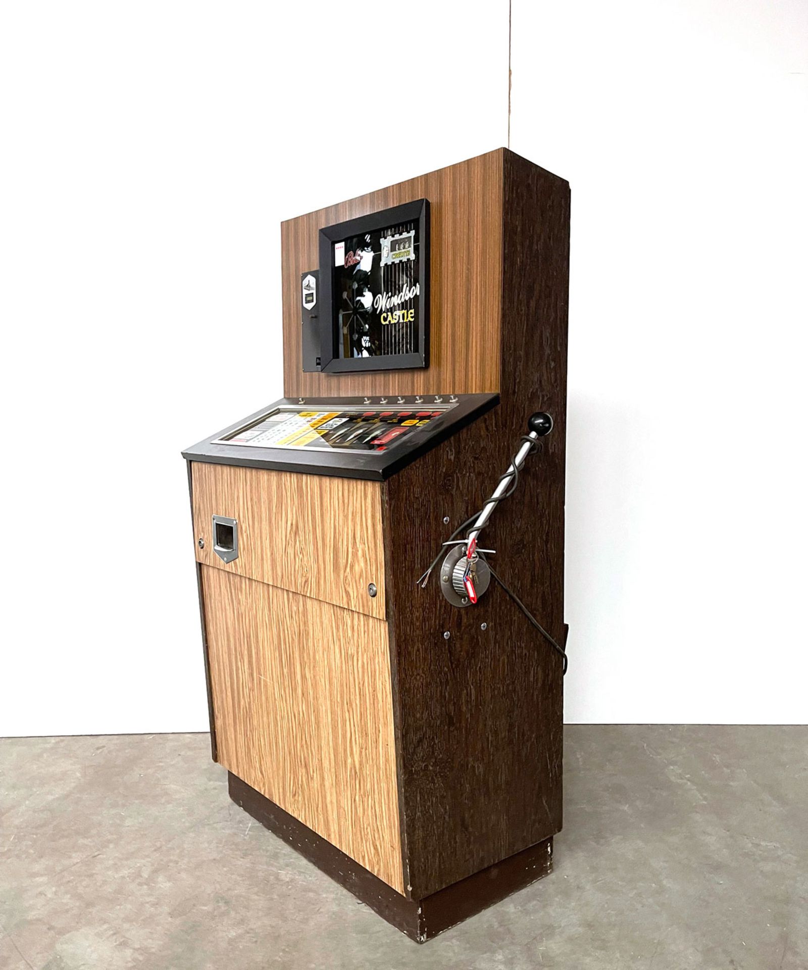 Bally Windsor Castle Slot Machine ca. 1968 - Bild 2 aus 10
