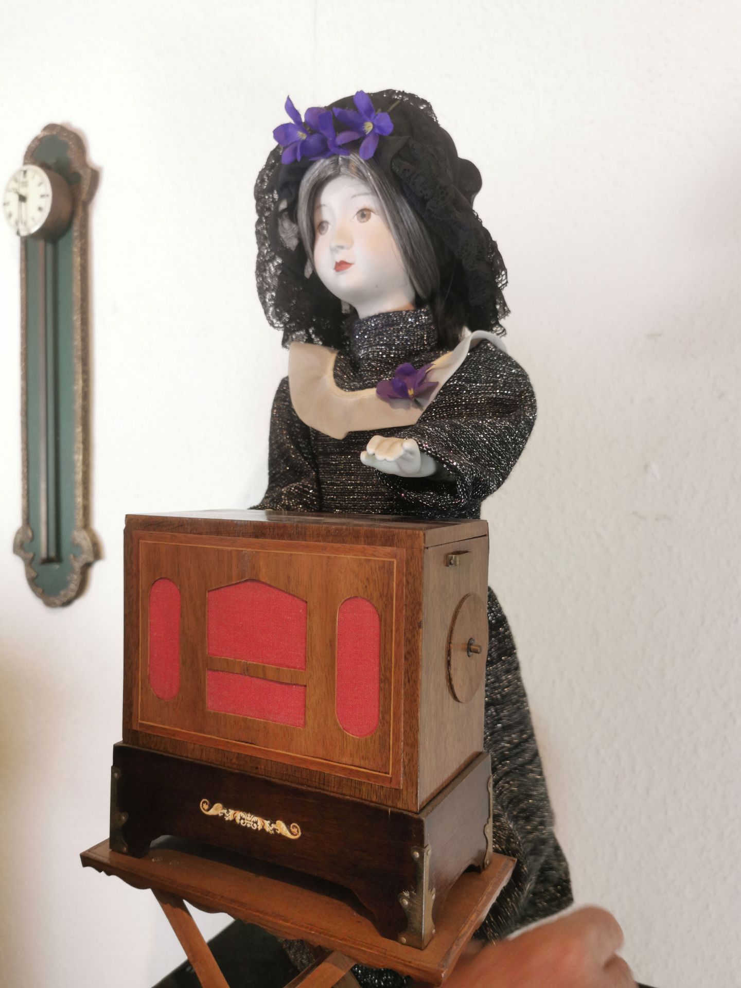 Lady Organ Player Mechatronic Automaton by WT - Bild 4 aus 9