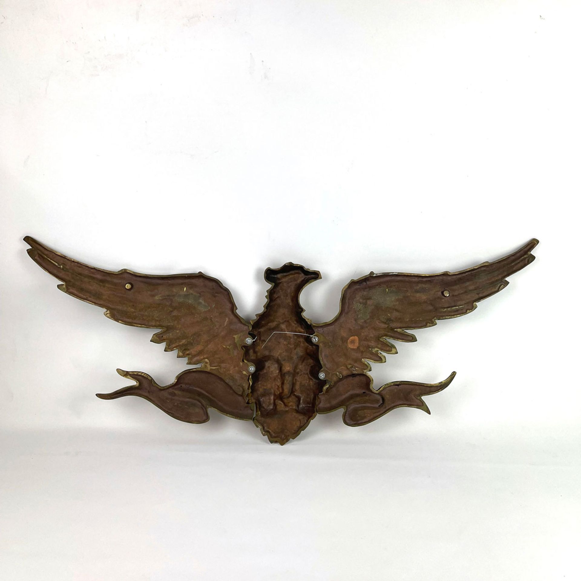 Hangable Polished Brass Eagle with Spread Wings Sculpture - Bild 2 aus 2