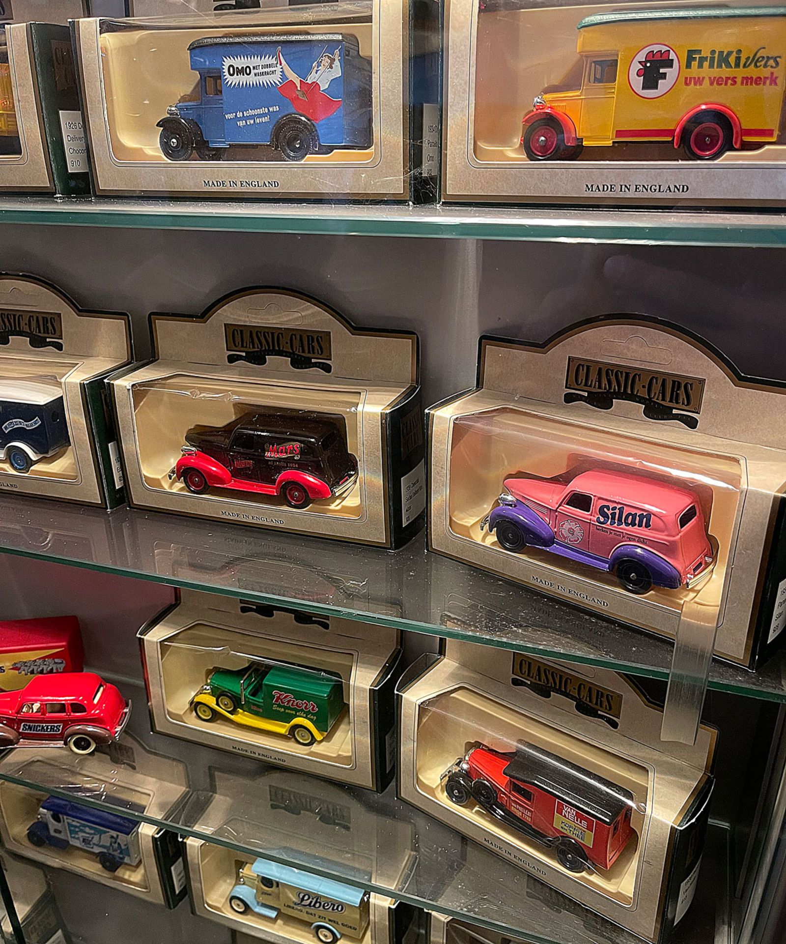 Showcase with 42 various miniature cars - Image 7 of 16