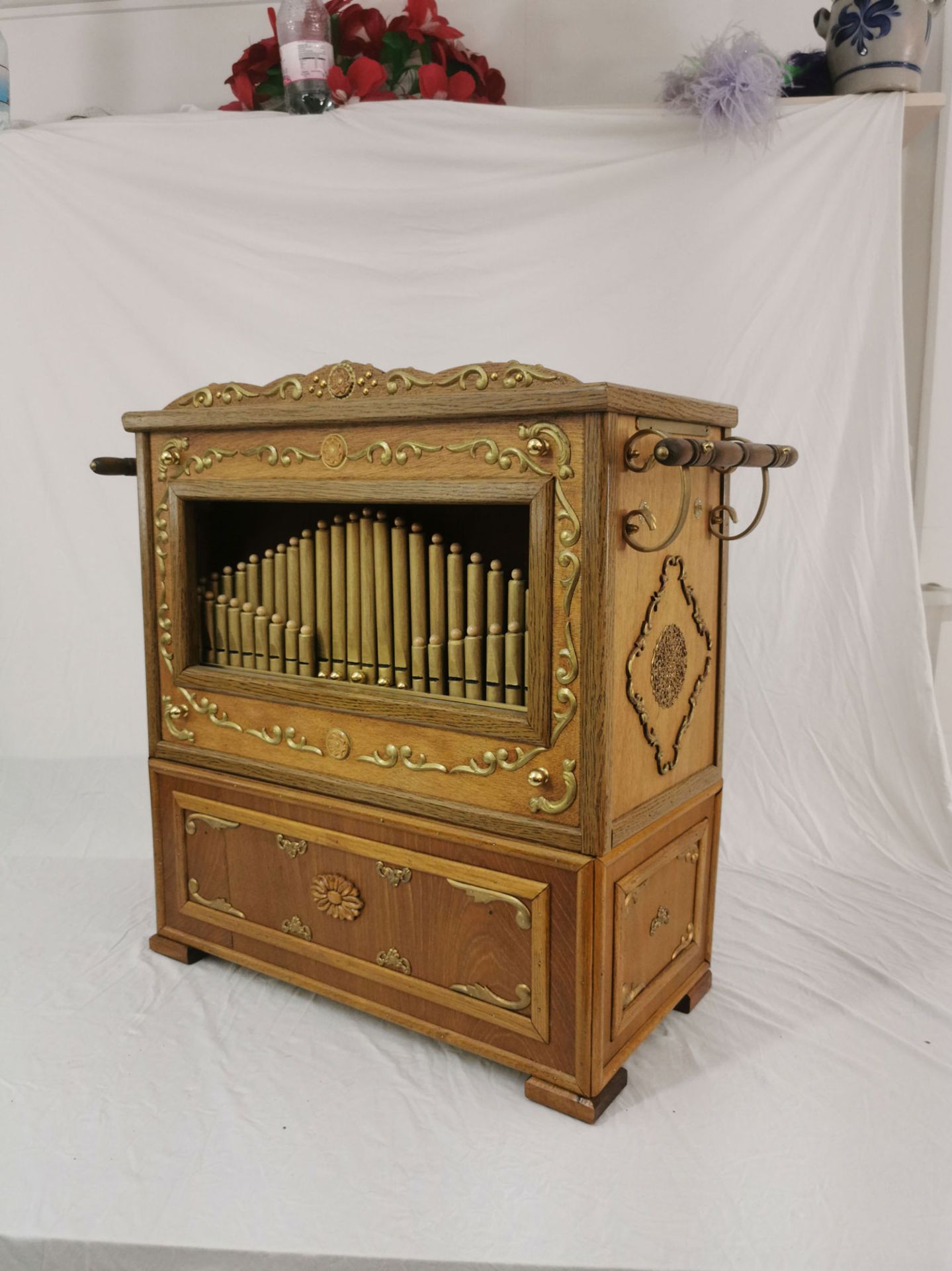 Barrel Organ Scale Model with Cassette Radio & Games