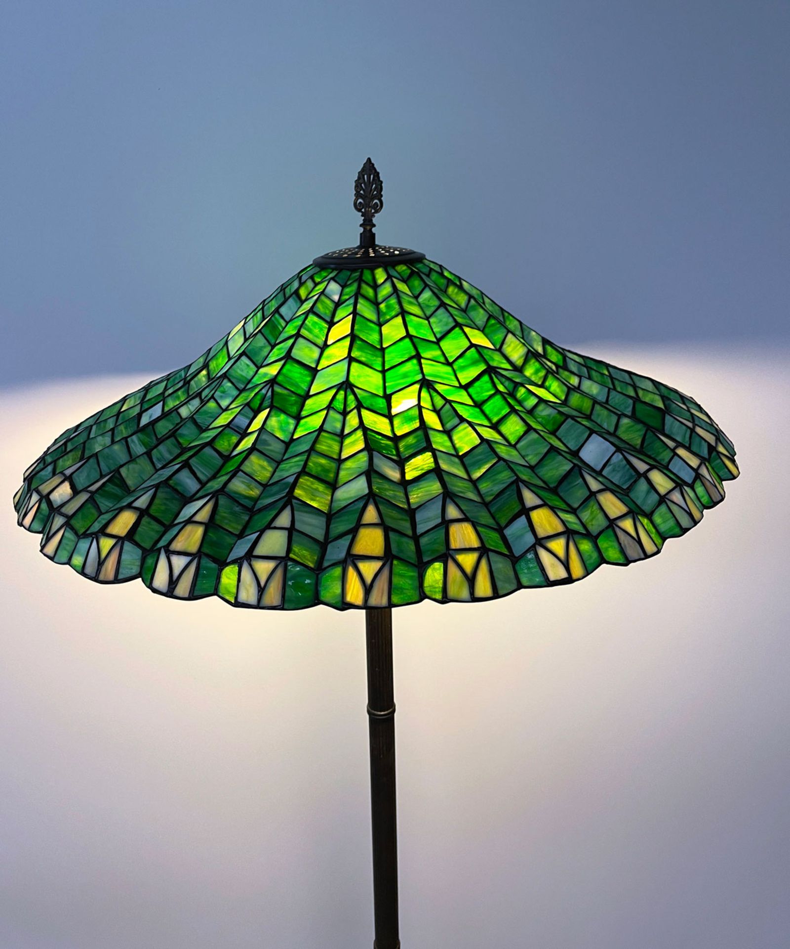 Tiffany Style Standing Floor Lamp with Metal Base - Image 2 of 5