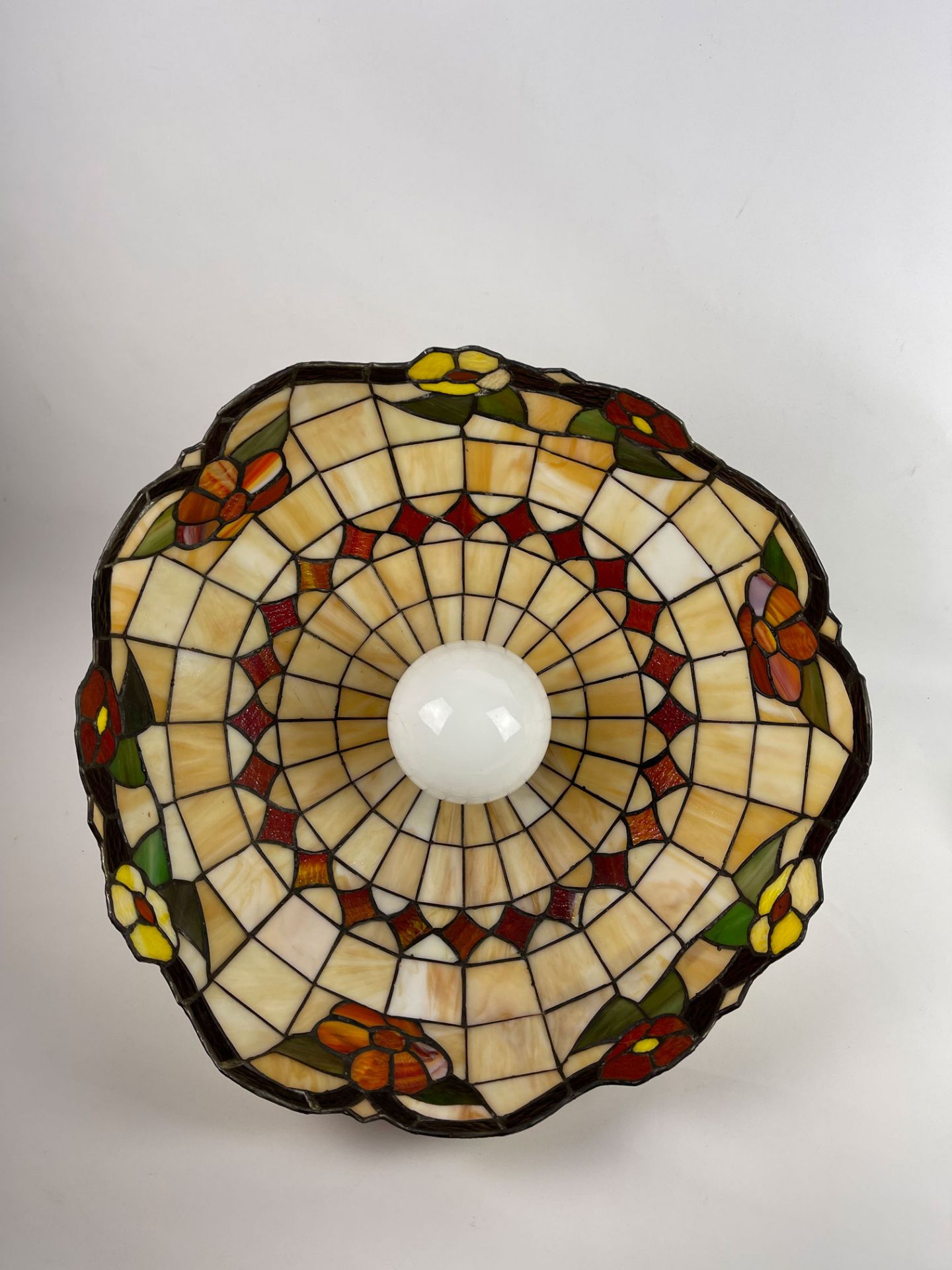 Tiffany Style Hanging Ceiling Lamp with Flower Motif - Image 2 of 2