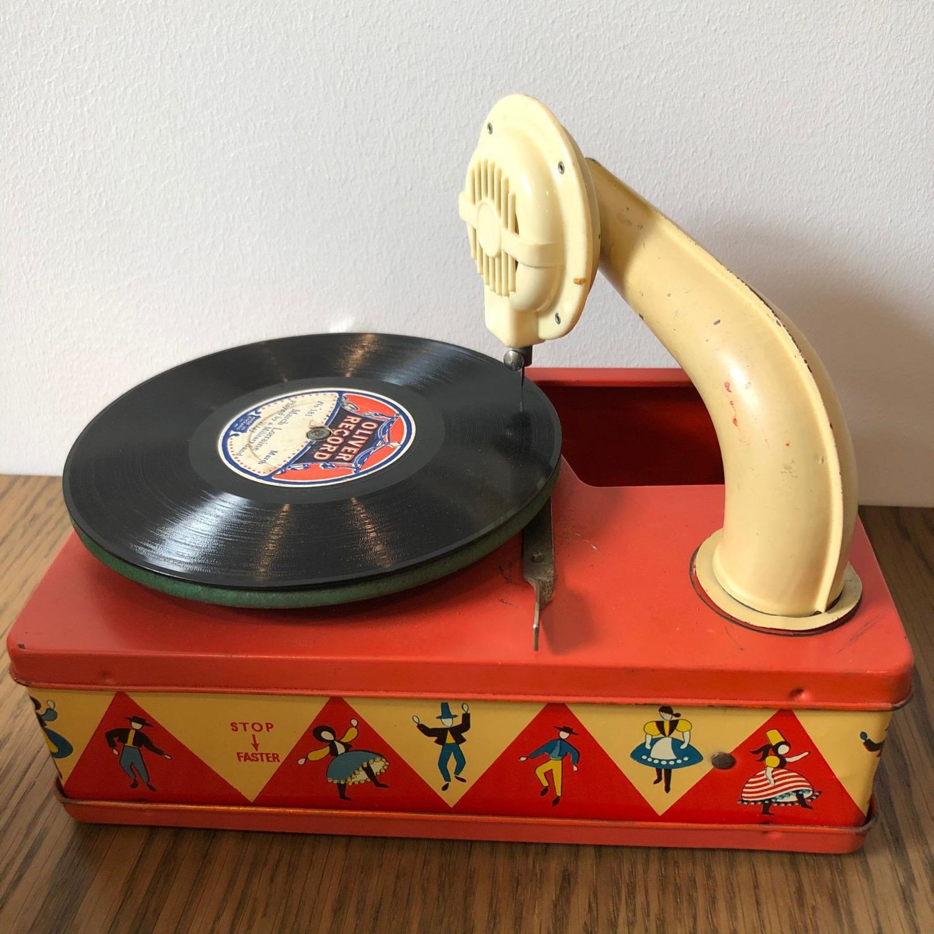 Chad Valley Kiddies Toy Gramophone - Image 7 of 10