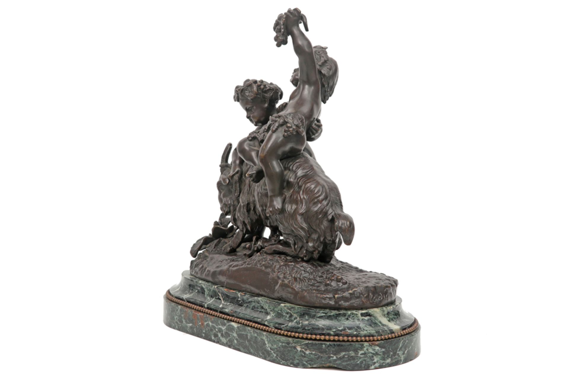 antique Clodion sculpture in bronze on an oval base in green marble - signed || CLODION (1738 - - Image 4 of 5