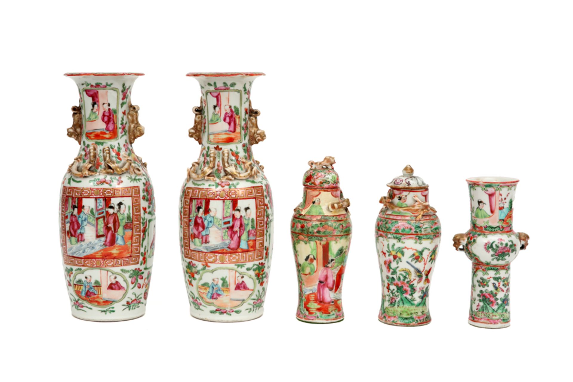 five pieces of antique Chinese porcelain with Cantonese decor amongst which a pair of vases || - Image 2 of 4