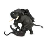 antique Japanese "Elephant attacked by tigres" sculpture in bronze || Antieke Japanse sculptuur in