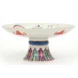 19th Cent. Chinese tazza in porcelain with a polychrome Wu Shuang Pu decor with figures and