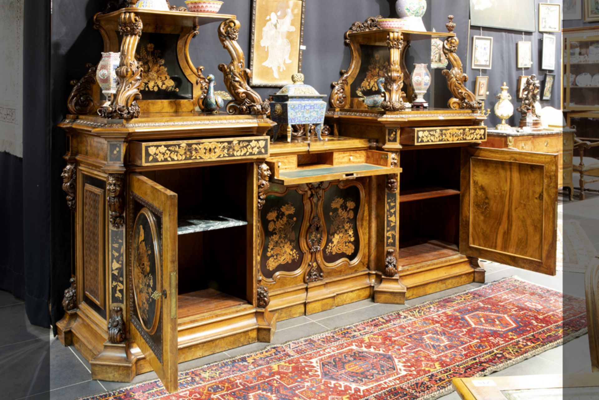 beautiful mid 19th Cent. Belgian dresser from Malines in walnut, burr of walnut and marquetry with - Image 2 of 10