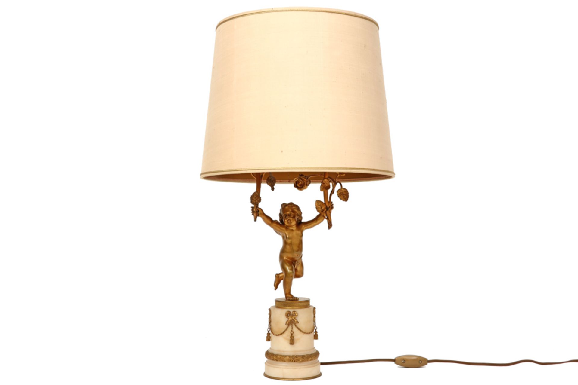 table lamp with an antique Louis XVI style base in gilded bronze and white marble with a Cupid