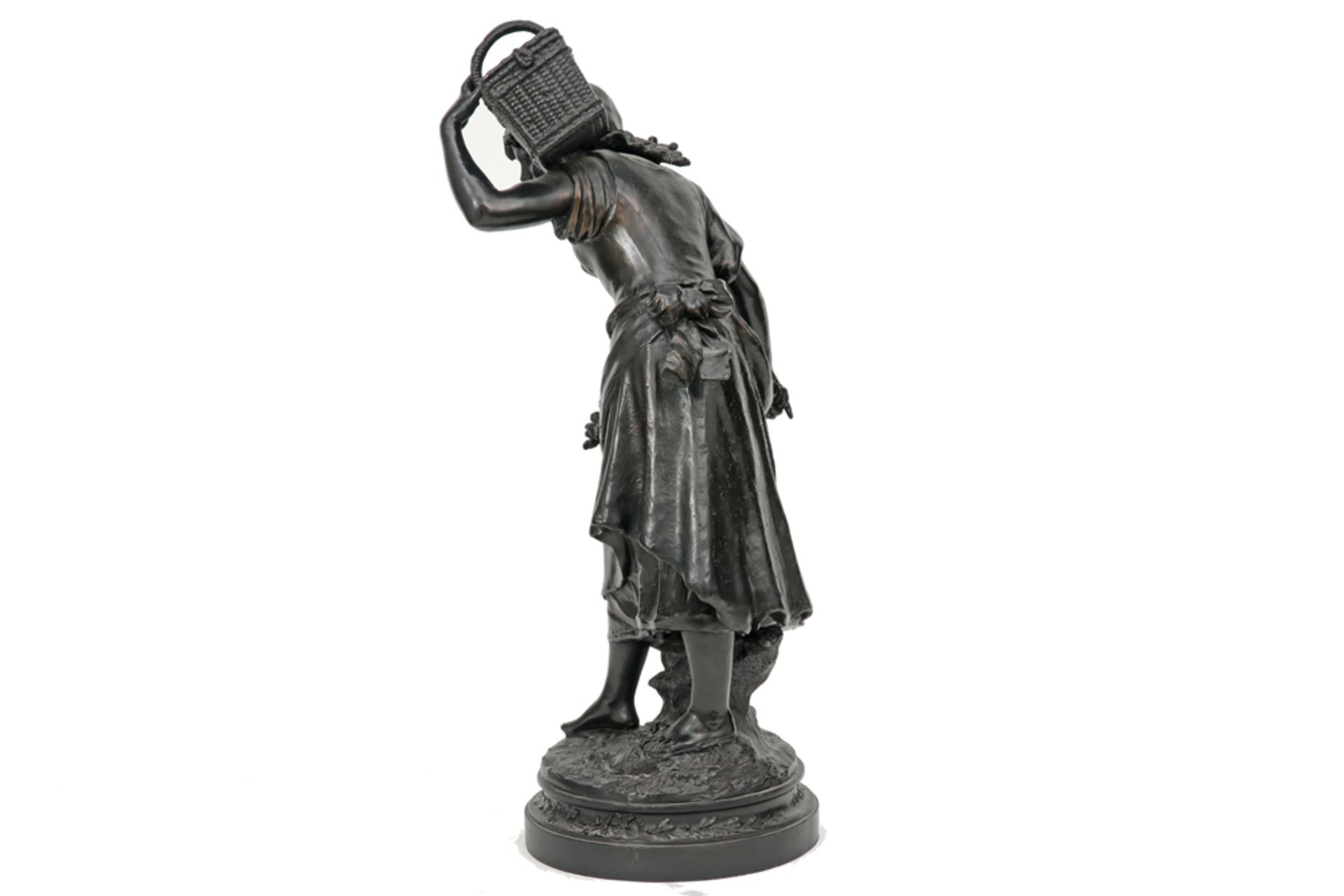 antique sculpture in bronze - signed Auguste Moreau || MOREAU AUGUSTE (1834 - 1917) antieke - Bild 4 aus 5