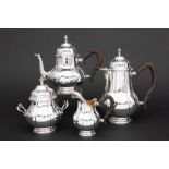 Belgian Wolfers signed 4pc coffee and teaset in marked silver || WOLFERS vierdelig koffiestel in