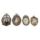 four nicely framed antique oval miniatures, each with a signed lady's portrait || Lot (4) antieke