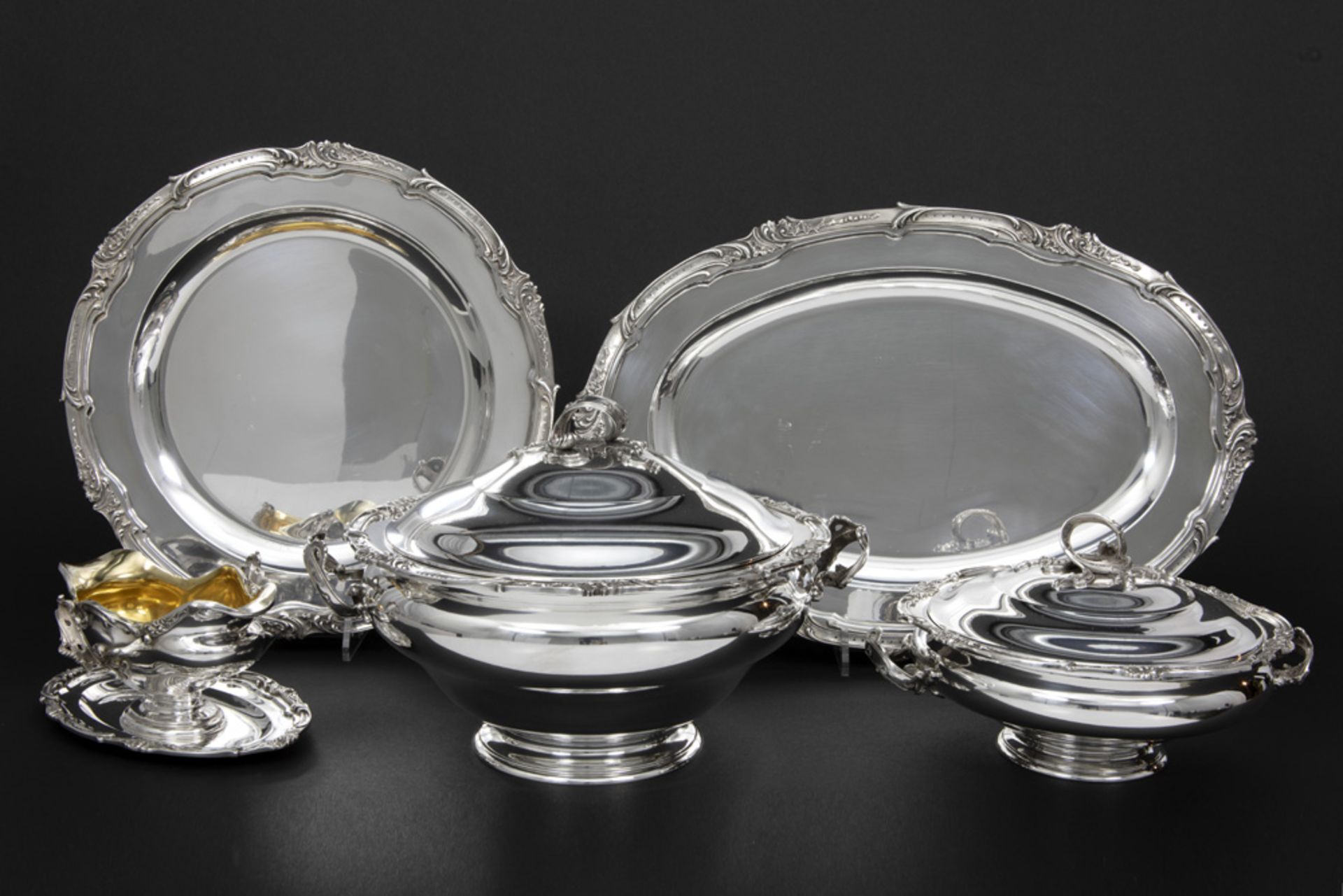 Belgian Wolfers signed 5pc table set in "835" marked silver || WOLFERS vijfdelige tafelnecessaire in