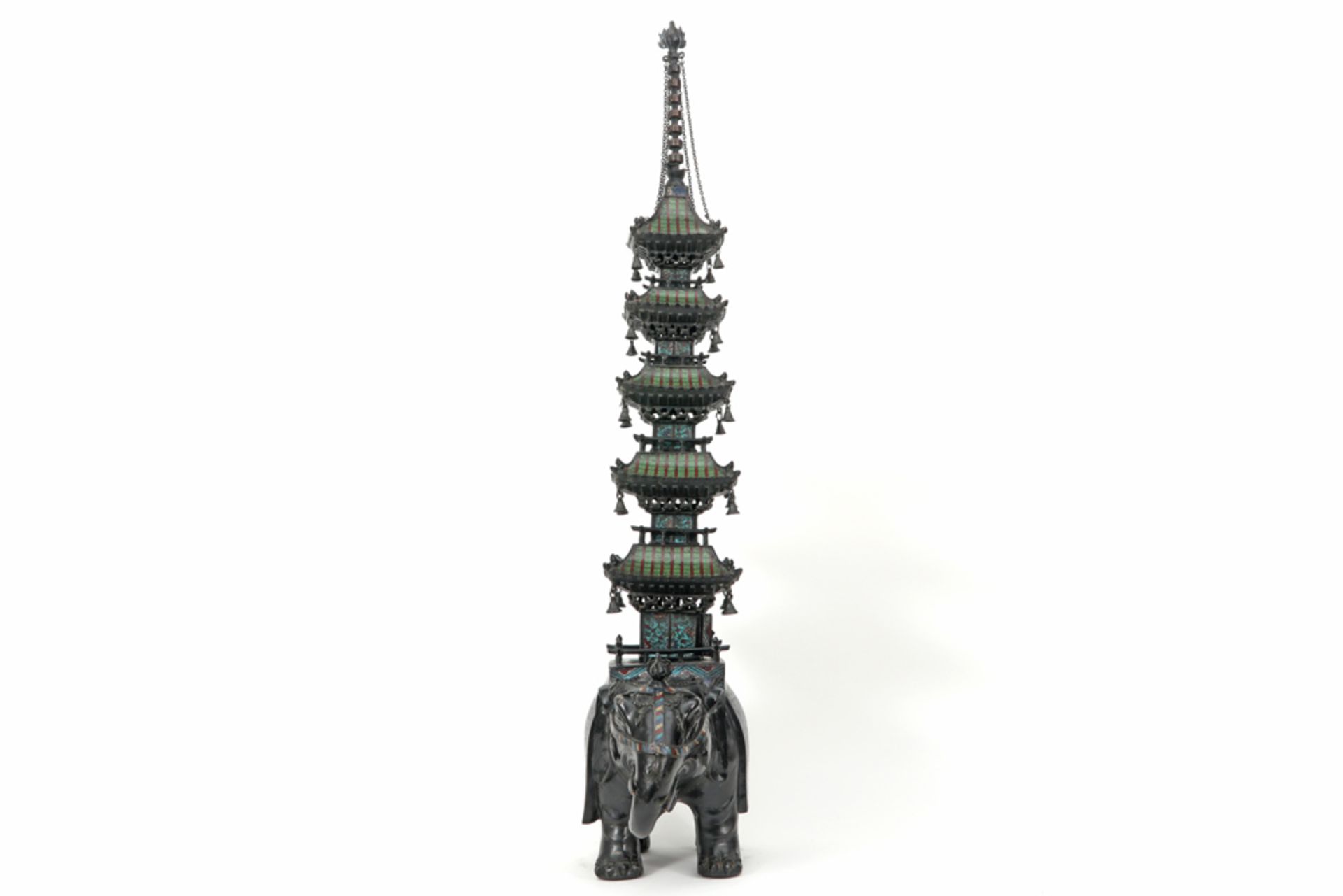 antique Chinese incense burner in bronze with cloisonné in the shape of a pagoda on an elephant || - Bild 3 aus 7