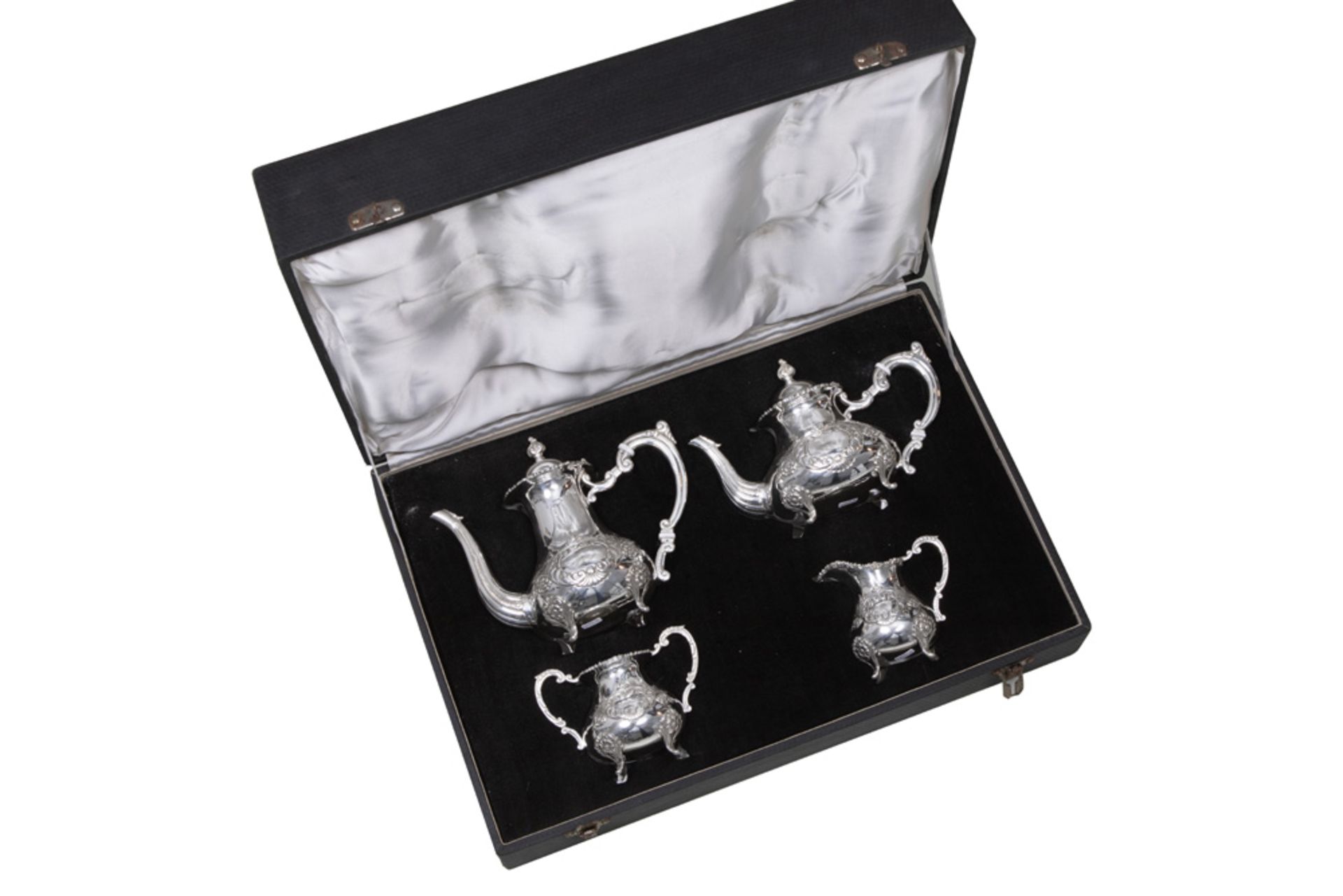 4pc coffee and teaset in silver - with its case || Vierdelig koffie- en theestel in massief zilver - - Image 3 of 4